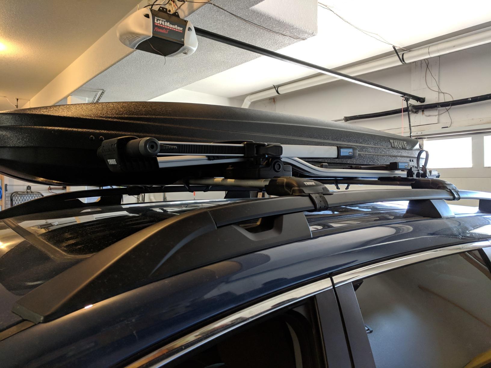 Thule UpRide Roof Bike Rack - Versatile, Secure Roof Rack for 20-29