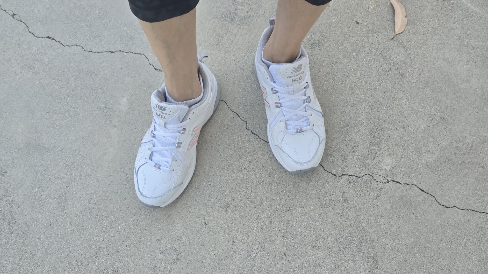 New Balance Women's 608 V5 Casual Comfort Cross Trainer customer photo 1