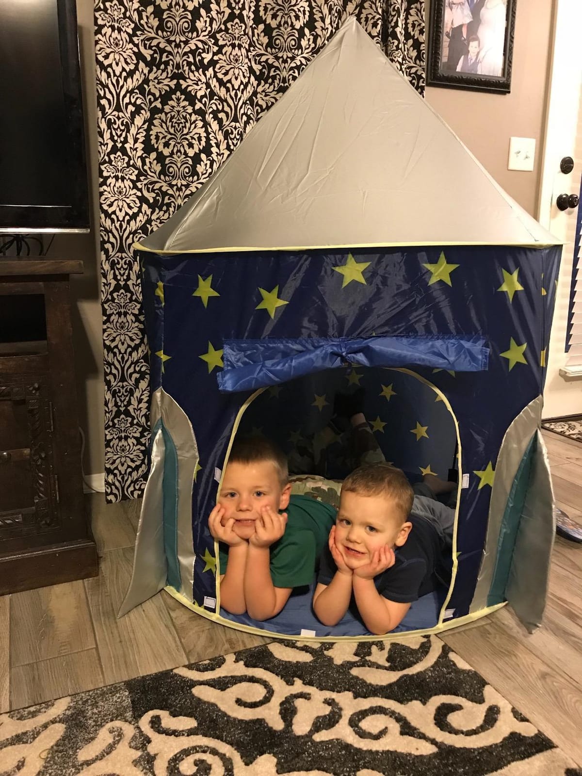 USA Toyz Happy Hut Teepee Tent for Kids - Indoor Pop Up Teepee Kids Playhouse Tents for Boys, Girls, Toddlers with Portable Storage Bag (Blue) customer photo 2