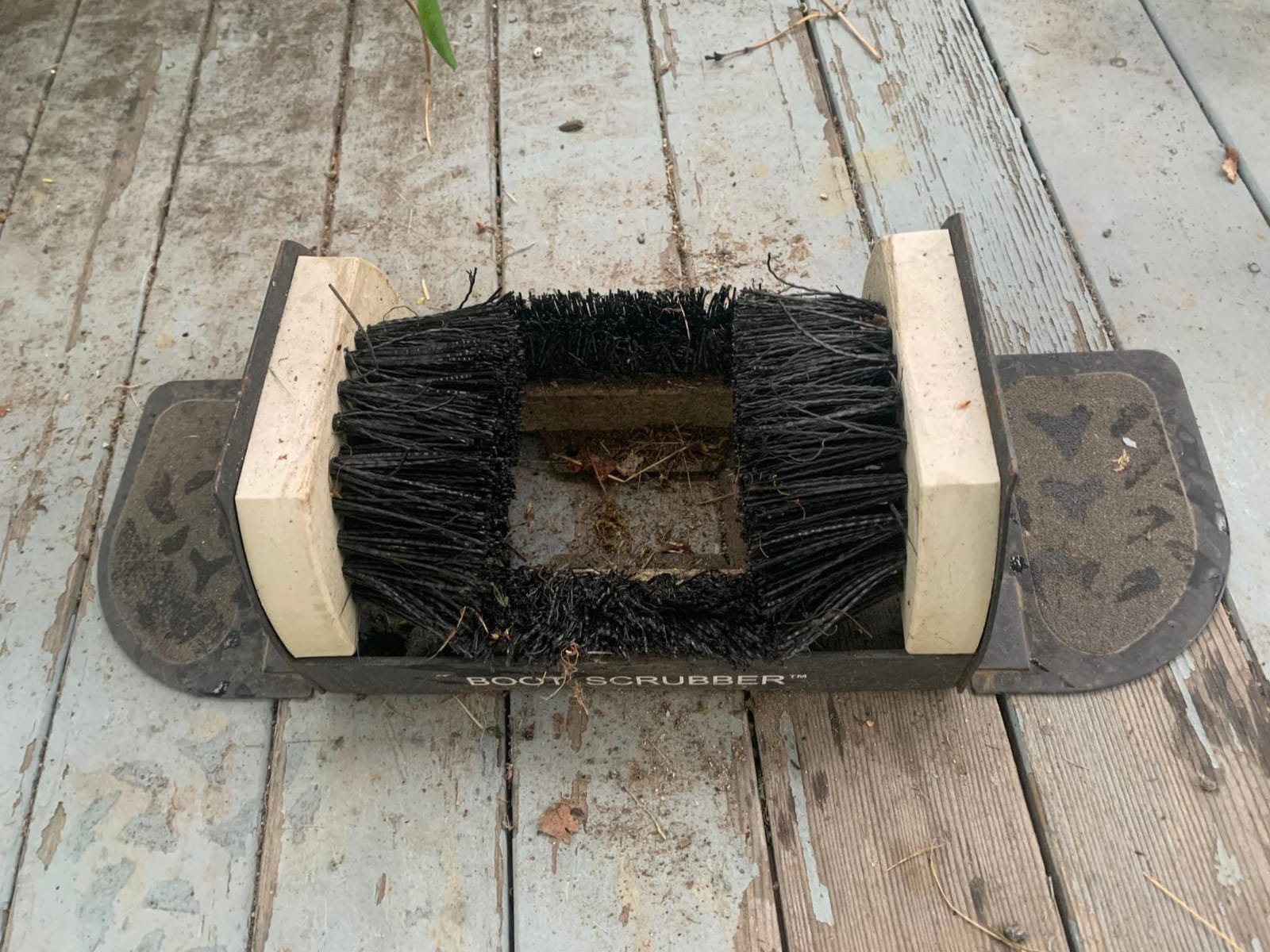 Jobsite Boot Scrubber - Outdoor Shoe Scraper Cleaner Brush - Extra Wide customer photo 1