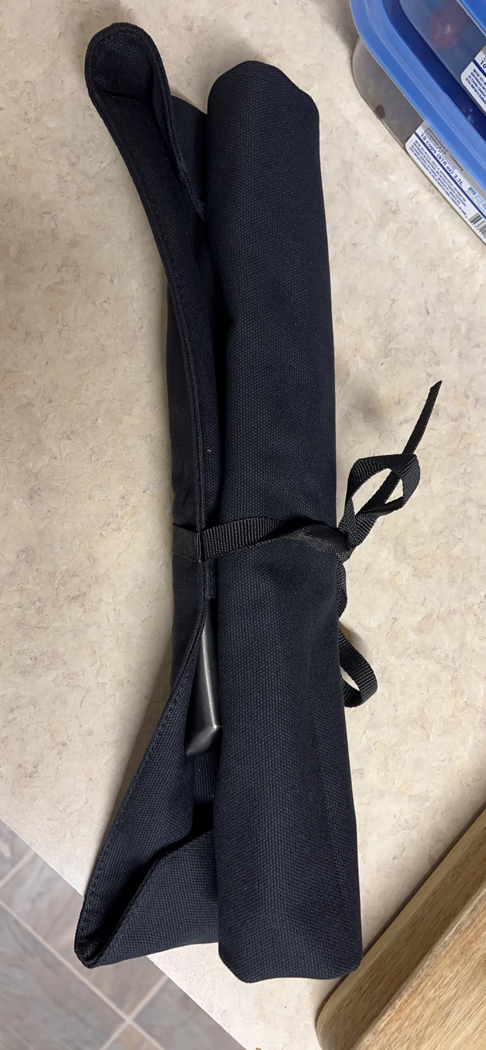 HERSENT Chef's Knife Roll Bag,Portable Travel Chef Knife Case Knife Bag Carrier Storage Bag with 4 Slots Best Gift for Pro Chef or Culinary Enthusiasts Men Women customer photo 2