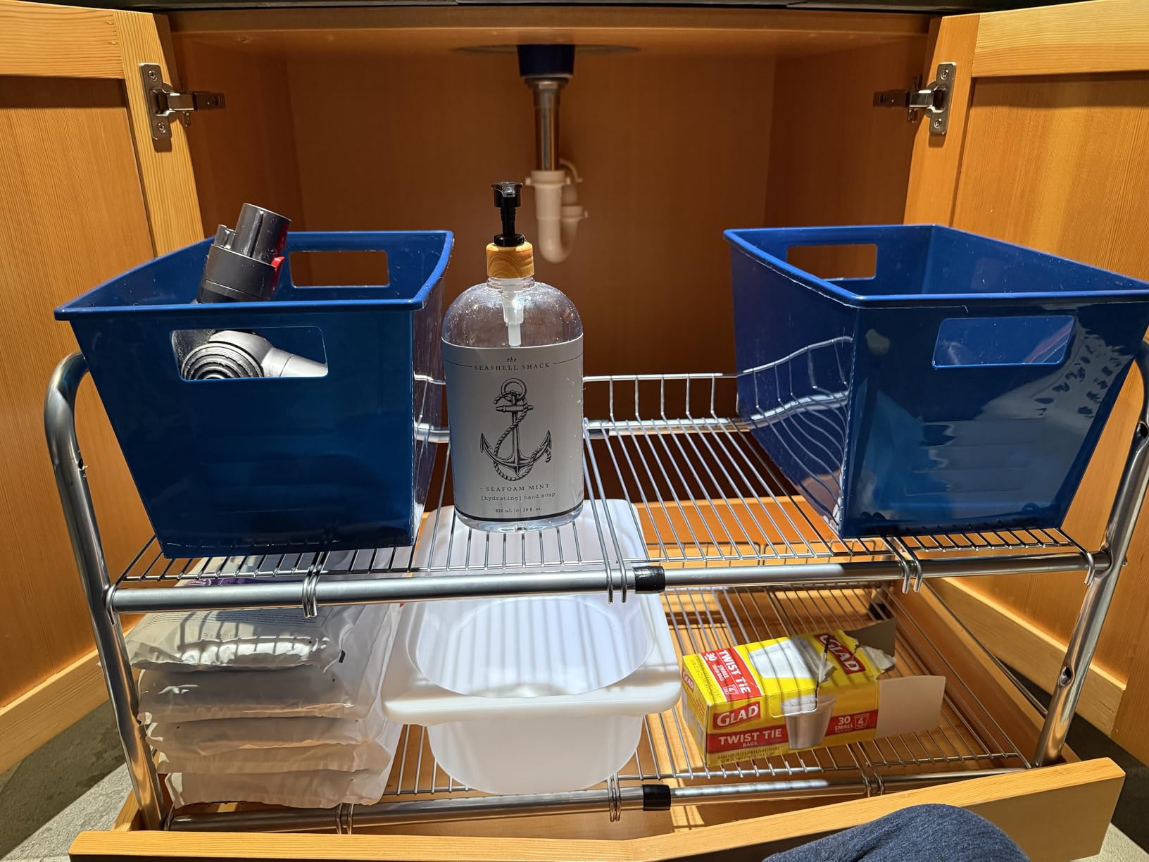 FlagShip 2 Tier Under Sink Organizers and Storage Rack Expandable Cabinet Shelf for Kitchen Bathroom Silver (17-25 inches) customer photo 1