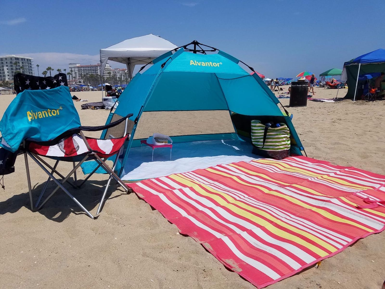 Alvantor Beach Tent Beach Umbrella Outdoor Sun Shelter Cabana Automatic Instant Pop-Up UPF 50+ Portable Beach Shade Camping Fishing Hiking Canopy Easy Set Up Light Weight Windproof for 2-3 Person customer photo 2