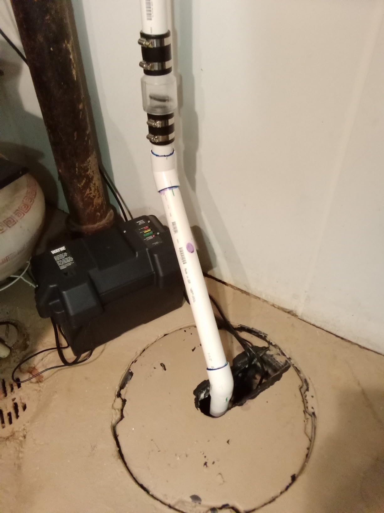 WAYNE ESP25n - 12 Volt Battery Back Up Sump Pump, Battery Not Included - Up to 2,700 Gallons Per Hour - Heavy Duty Basement Sump Pump customer photo 1