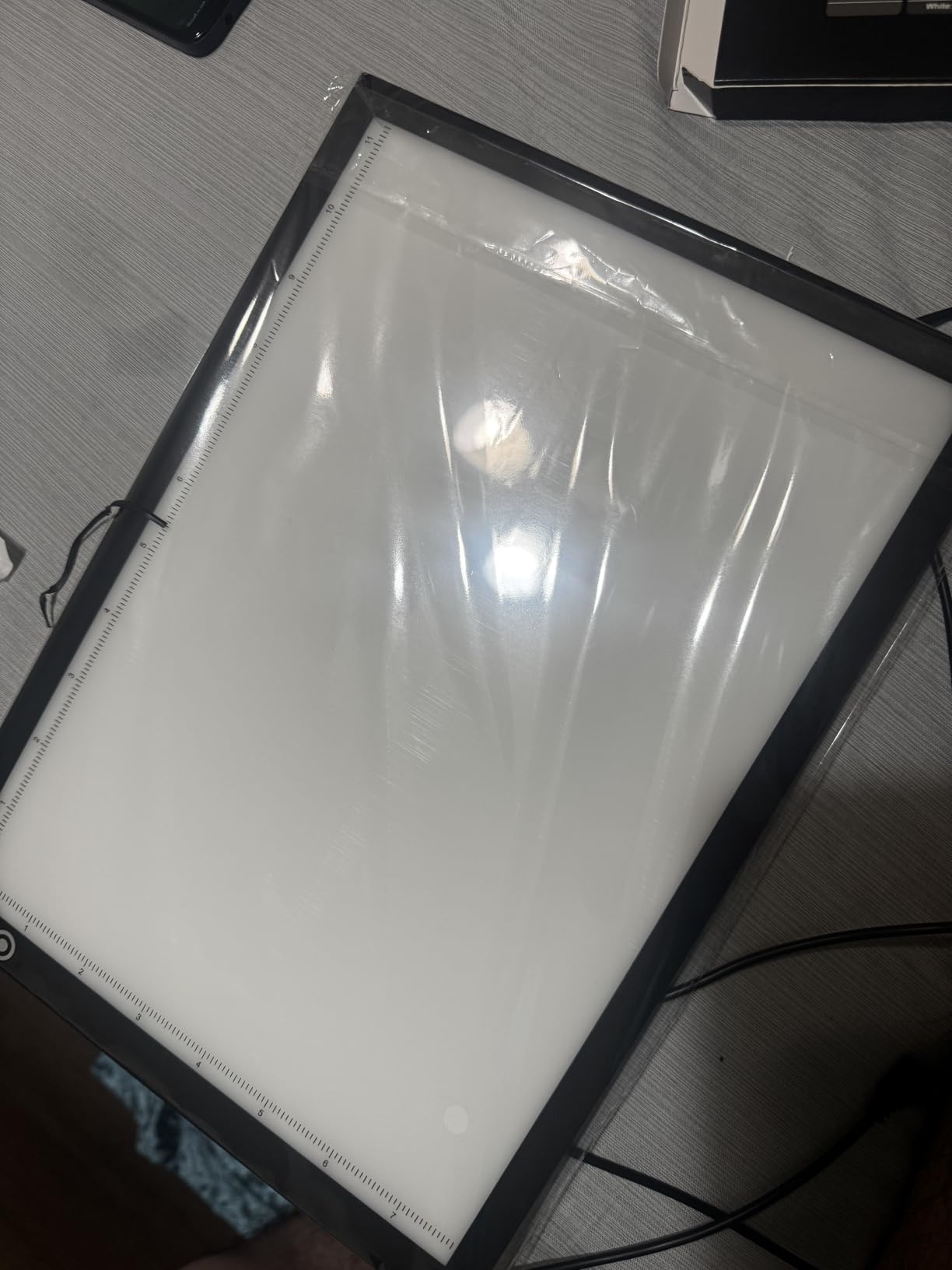 LitEnergy A4 LED Copy Board Light Tracing Box, Adjustable USB Power Artcraft LED Trace Light Pad for Tattoo Transferring, Drawing, Sketching, Animation, Stenciling, Diamond Art Painting Accessories customer photo 1