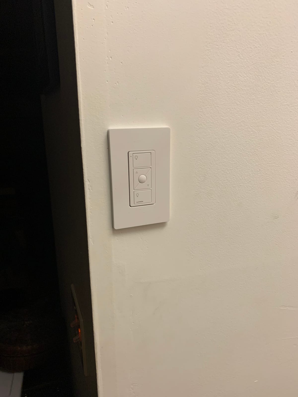 Lutron Caseta 3 Way Smart Dimmer Light Switch Kit, Includes Pico Remote, Bracket, and Smart Dimmer Switch, No Neutral Required, Works with Alexa, Apple Home, Ring, & Google Home, P-PKG1WB-WH, White customer photo 1