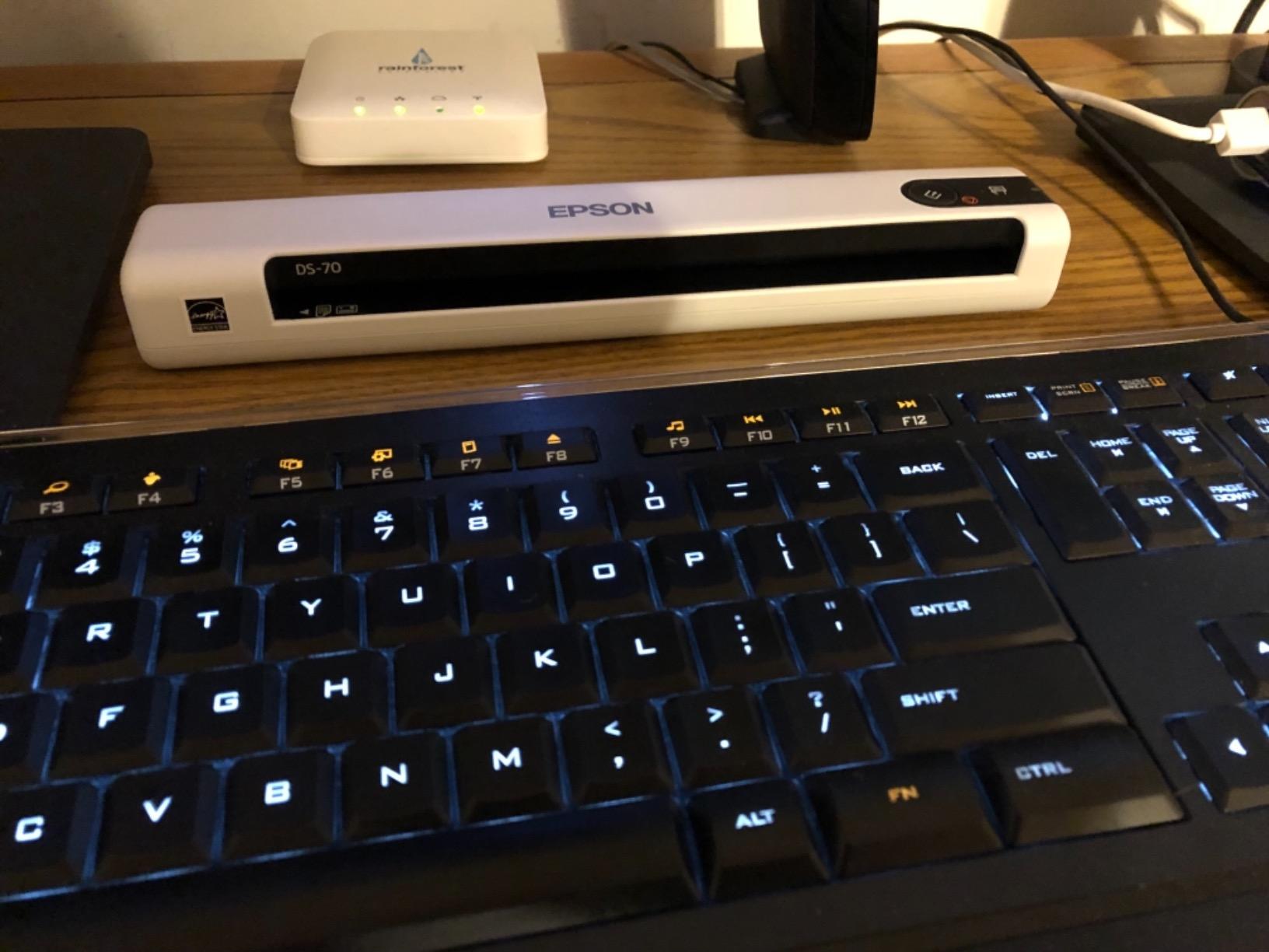 Epson DS-70 Portable Document Scanner Mobile Single-Sheet Scanner customer photo 1