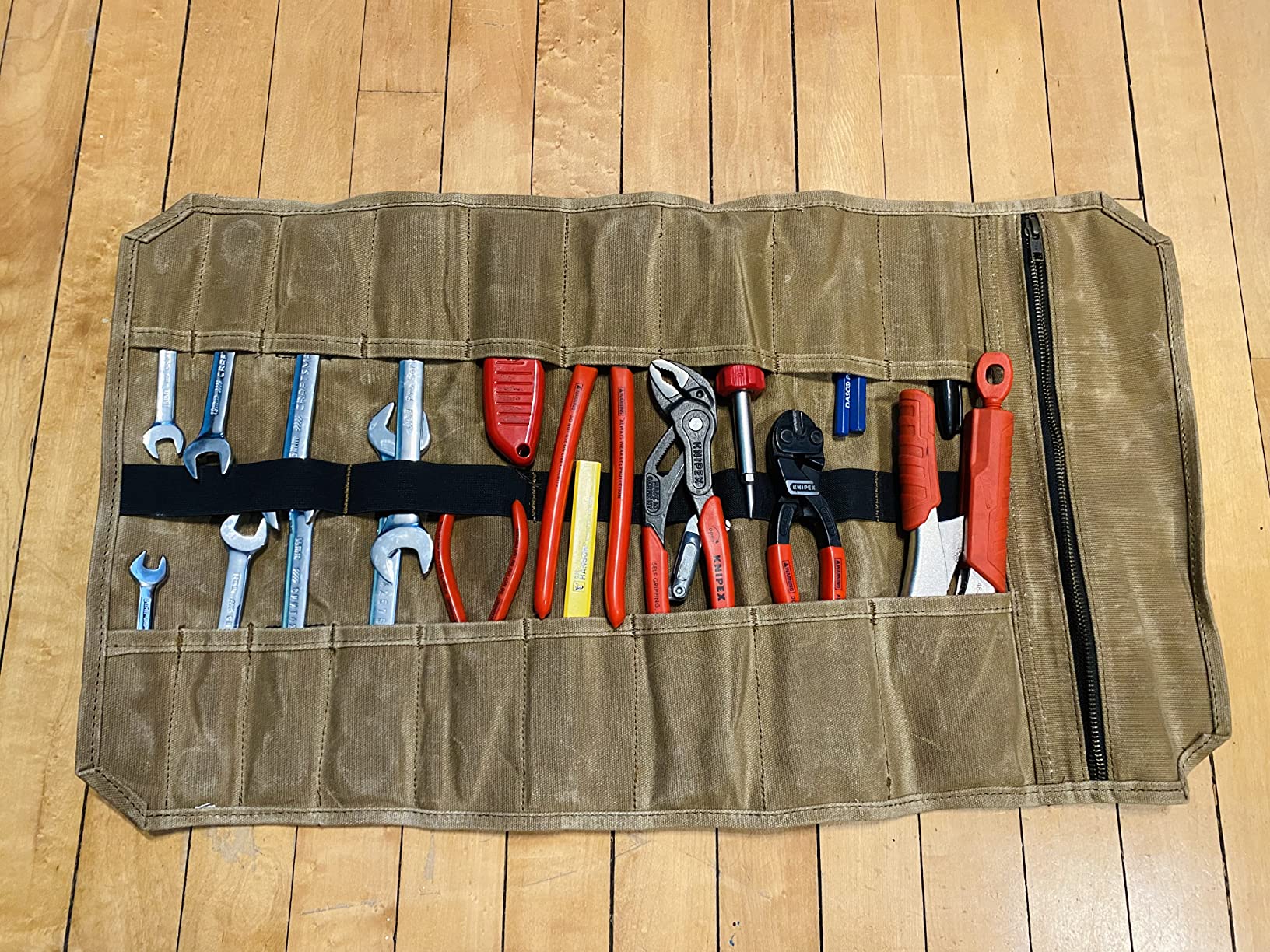 Readywares Tool Roll Bag | Waxed Canvas Tool Organizer, 18 Pockets customer photo 3