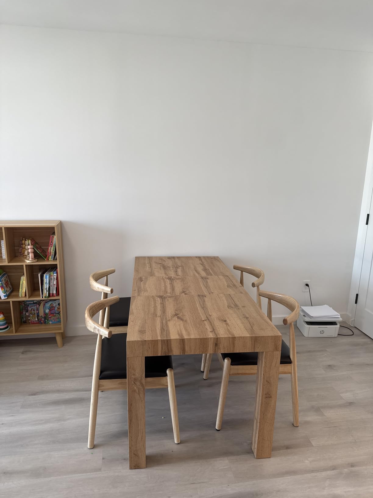 Mobili Fiver First Extendable Dining Table 47.2 to 78.7 Inches Seats 6 to 8 Rustic Oak customer photo 1