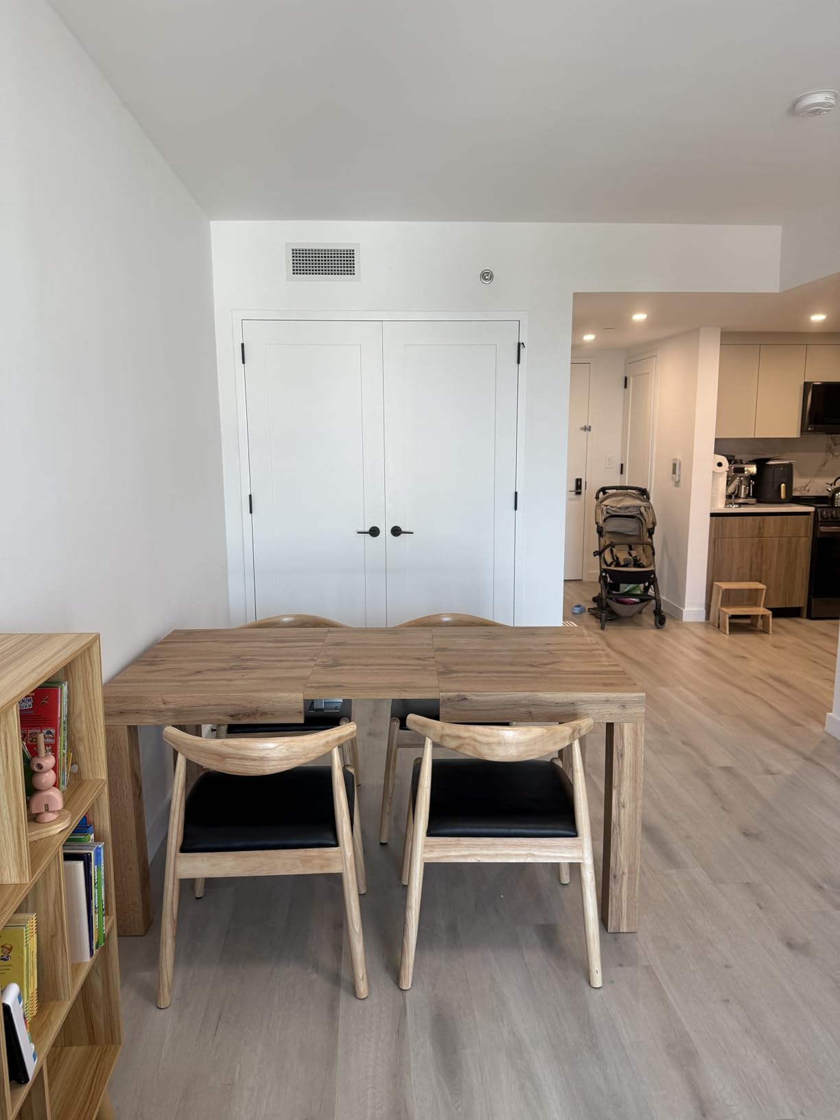 Mobili Fiver First Extendable Dining Table 47.2 to 78.7 Inches Seats 6 to 8 Rustic Oak customer photo 2