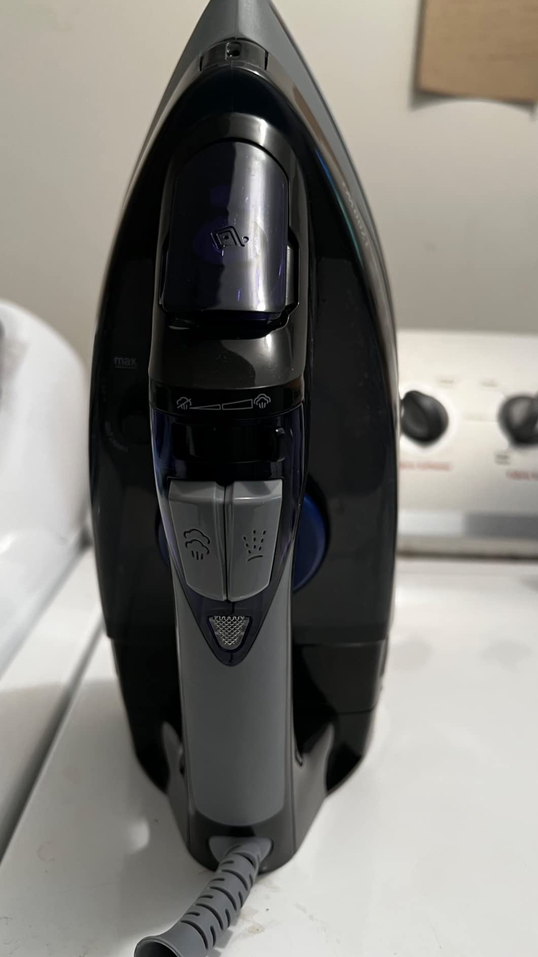 PurSteam SteamBurst+ Steam Iron, Ceramic Soleplate, Self-Clean, Anti Drip | 1750W | Ceramic Soleplate | Adjustable Steam | Self-Clean | Anti-Calc | Anti-Drip | Powerful Steam for All Fabrics customer photo 1
