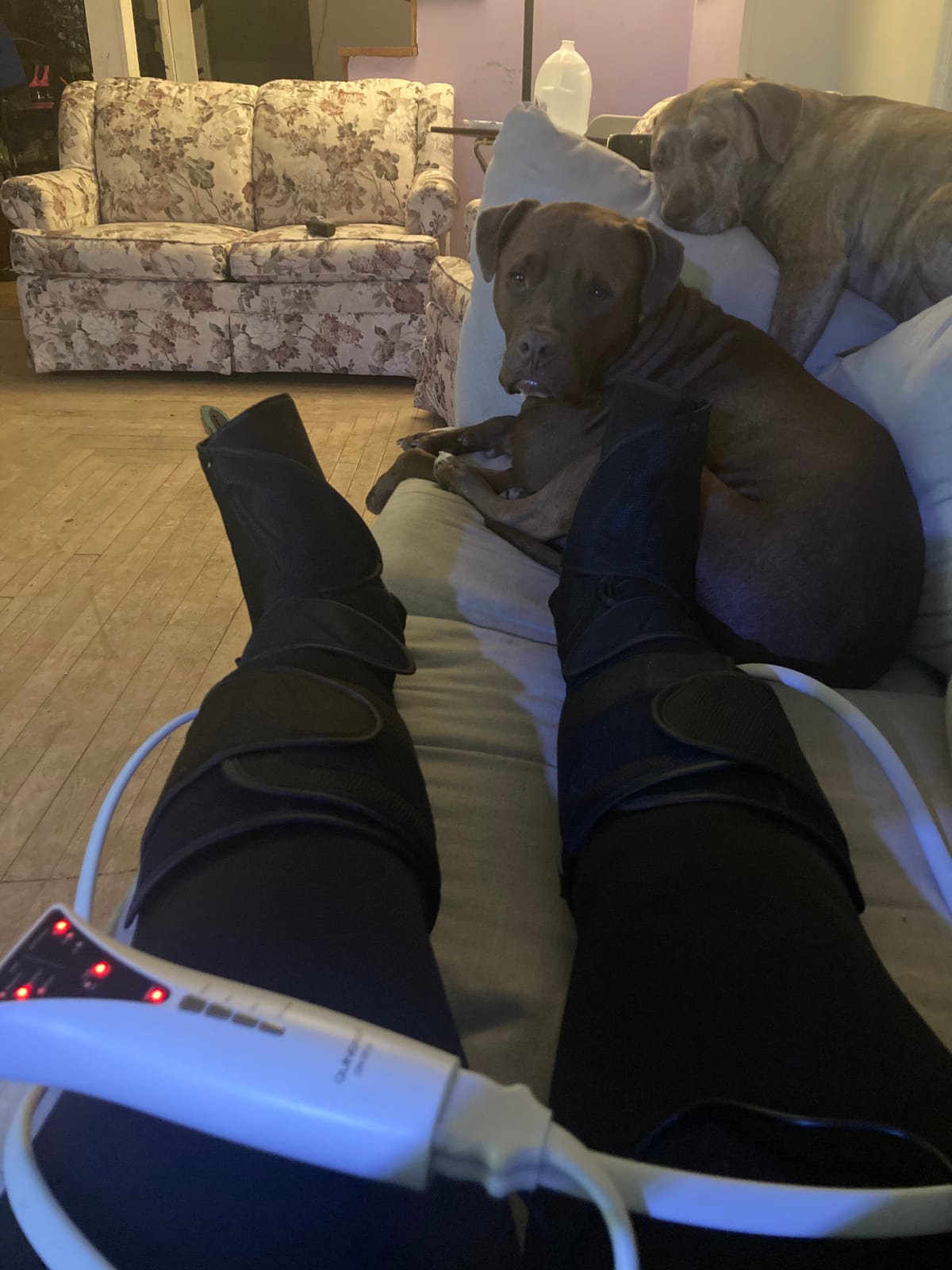 QUINEAR Air Compression Leg Massager with Heat for Circulation FSA-HSA | foot calf massager with 3 modes,3 intensities,2 heat,2 Adjustable Extensions,Good for Pain Relief Edema RLS,gift for Dad Mom customer photo 1