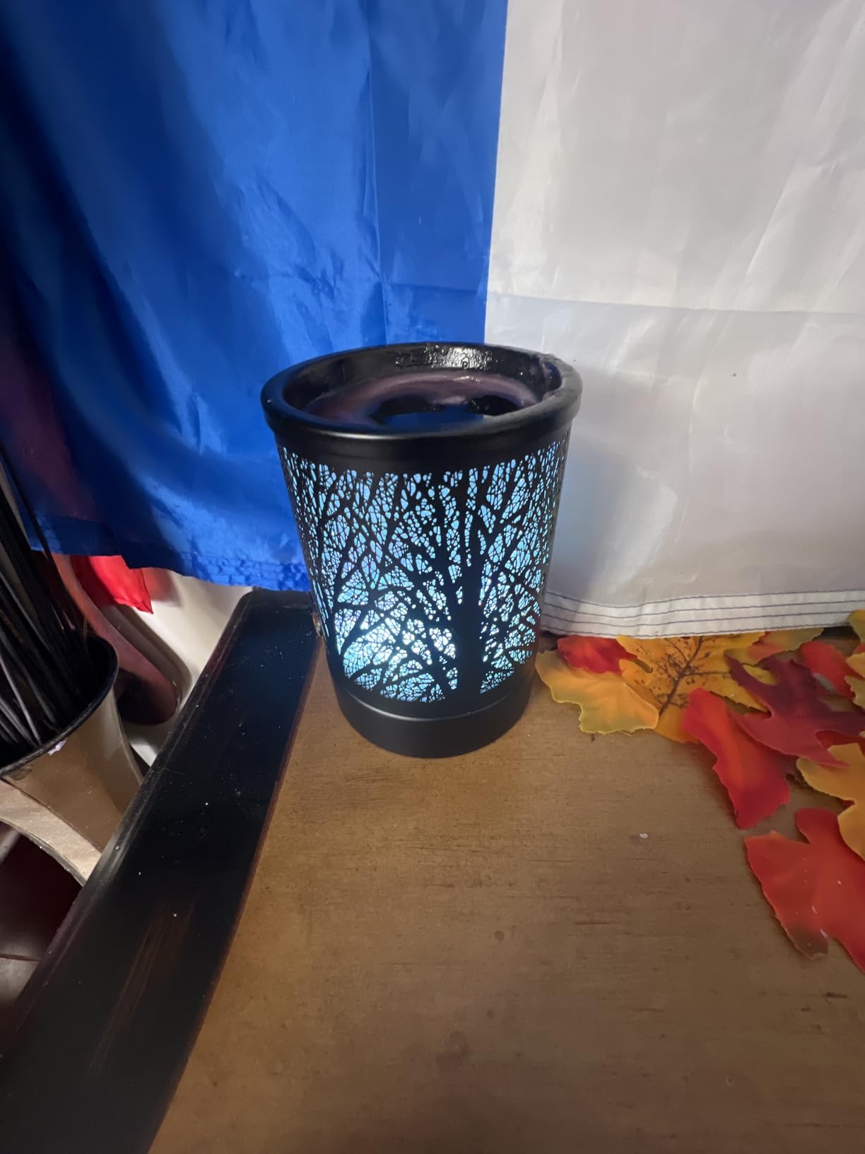 Enaroma Fragrance Wax Melts Warmer with 7 Colors LED Changing Light Classic Black Forest Design Scent Oil Candle Warmer for Home Black Forest customer photo 1