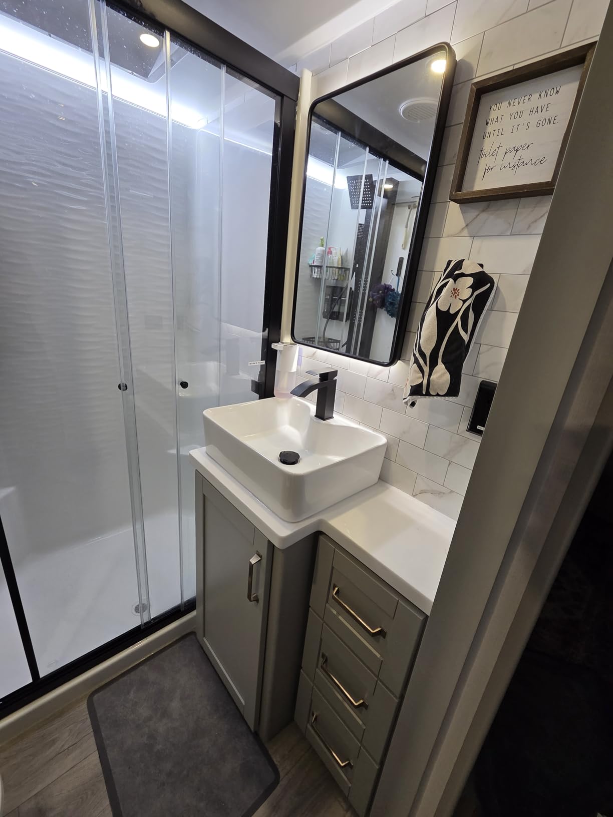 Kichae Vessel Sink Rectangular - 16