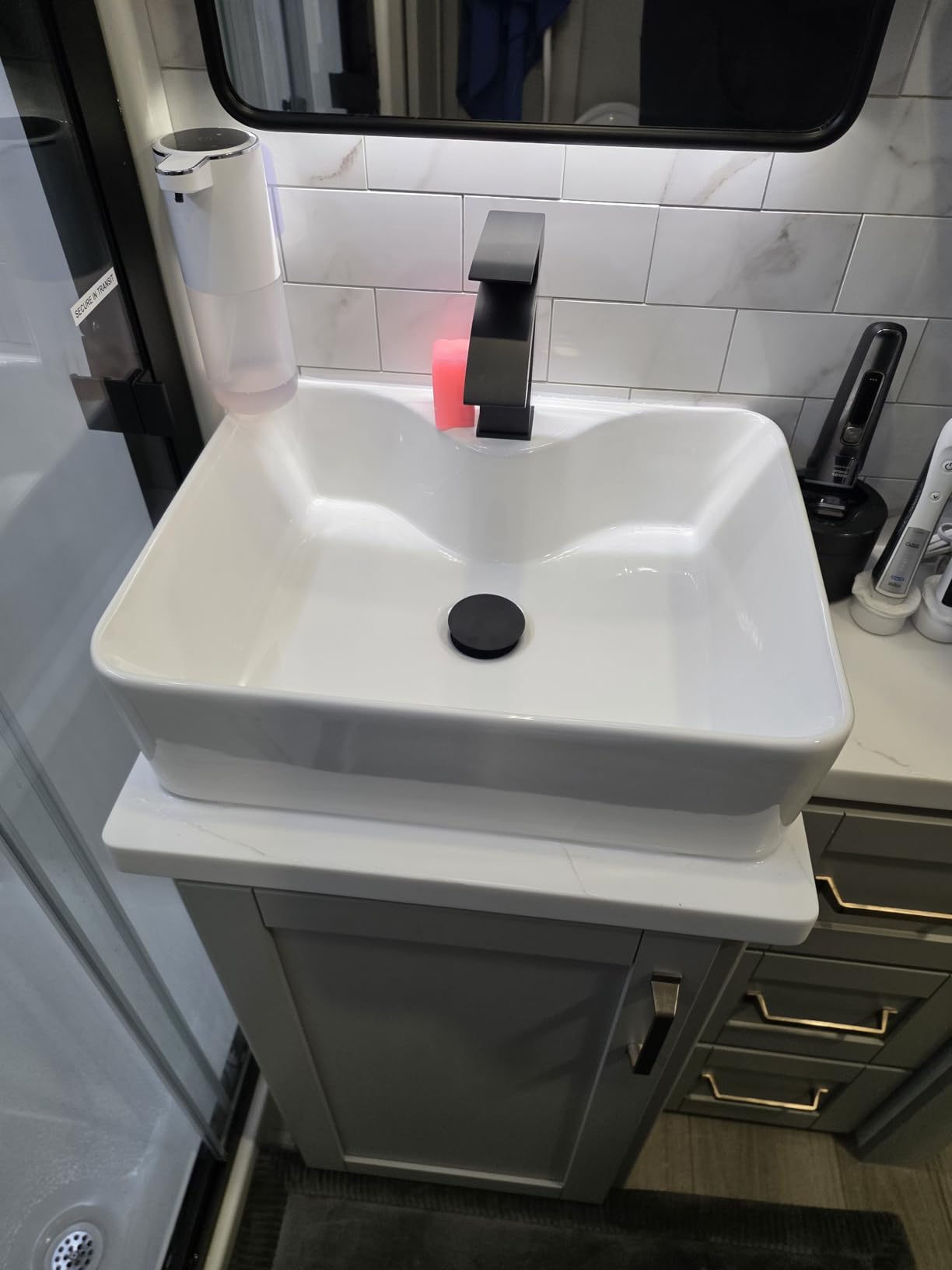 Kichae Vessel Sink Rectangular - 16