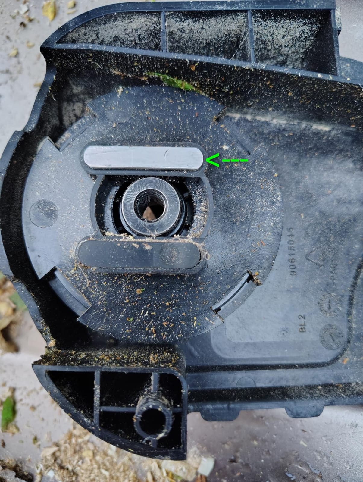DEWALT FLEXVOLT CHAINSAW 60V 2Ah 16IN customer photo 2