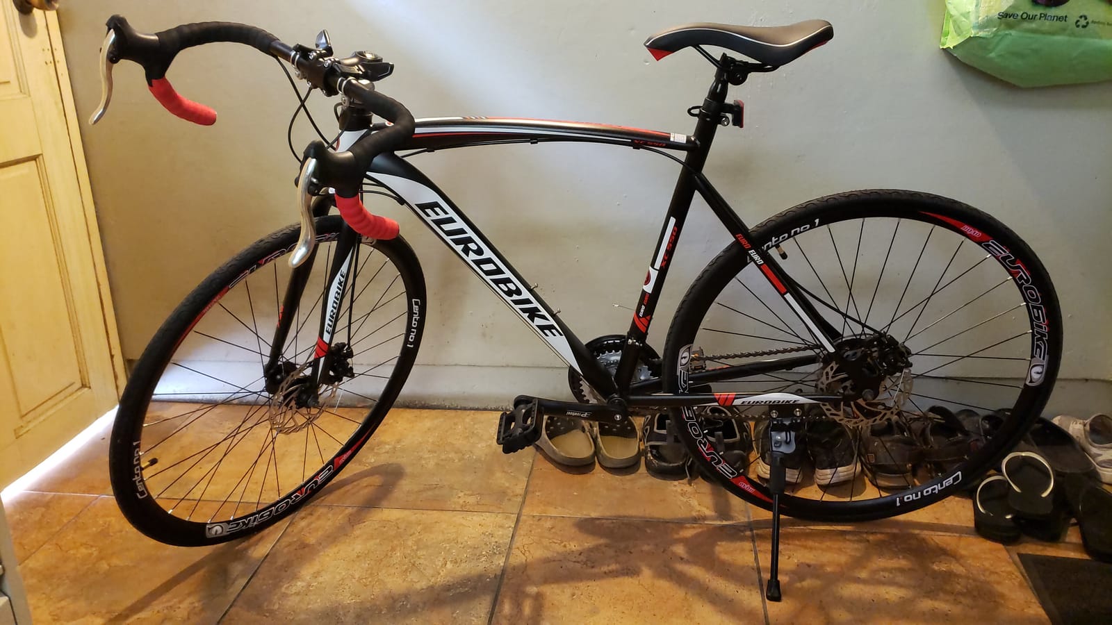 EUROBIKE Road Bike,21 Speed Bicycle with Disc Brake,700C Wheels Road Bikes for Men or Women,49cm/54cm Frame for Adult Cycling Bicycle customer photo 1