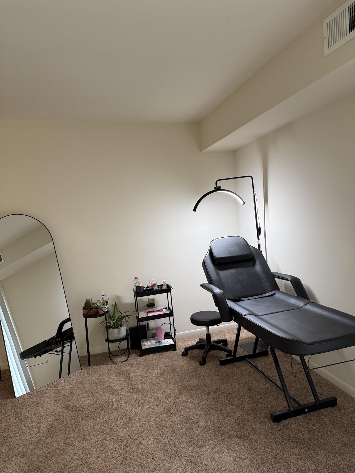 Artist hand Massage Table Adjustable Massage Bed W/Free Barber Stool Spa Bed Salon Massage Equipment Barber Chair Salon Chair (Black) customer photo 1