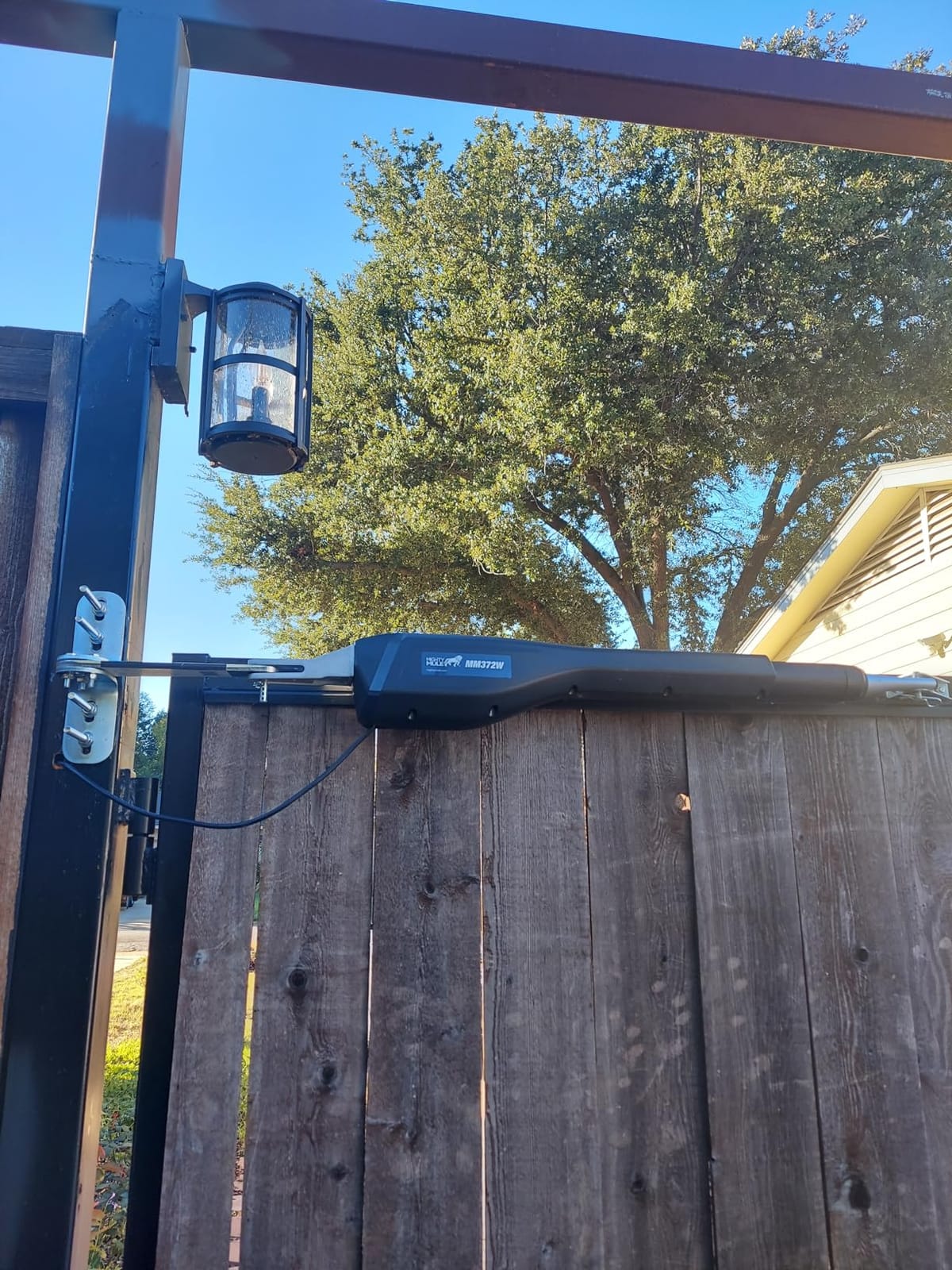 Mighty Mule MM372W Dual Automatic Gate Opener, Smart and Solar Ready-Up to 16ft Long or 550lb per Leaf, Black, 1 Gate Opener Kit customer photo 1