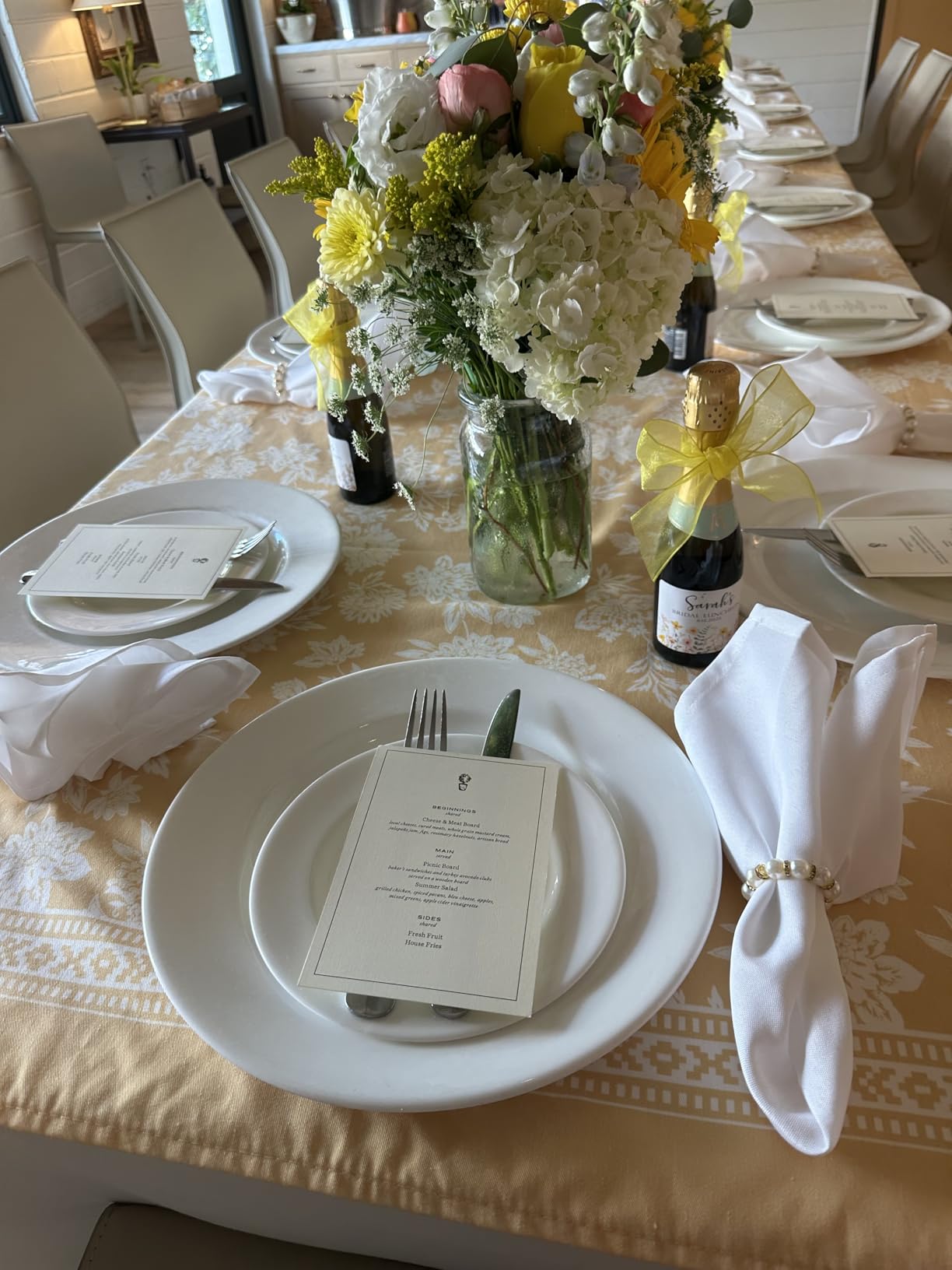 White Cloth Napkins Set of 24 - 17x17 Inches, 220 GSM Thick and Durable 100% Polyester Napkins, Stain and Wrinkle Free Dinner Napkins Cloth Washable, Soft customer photo 1