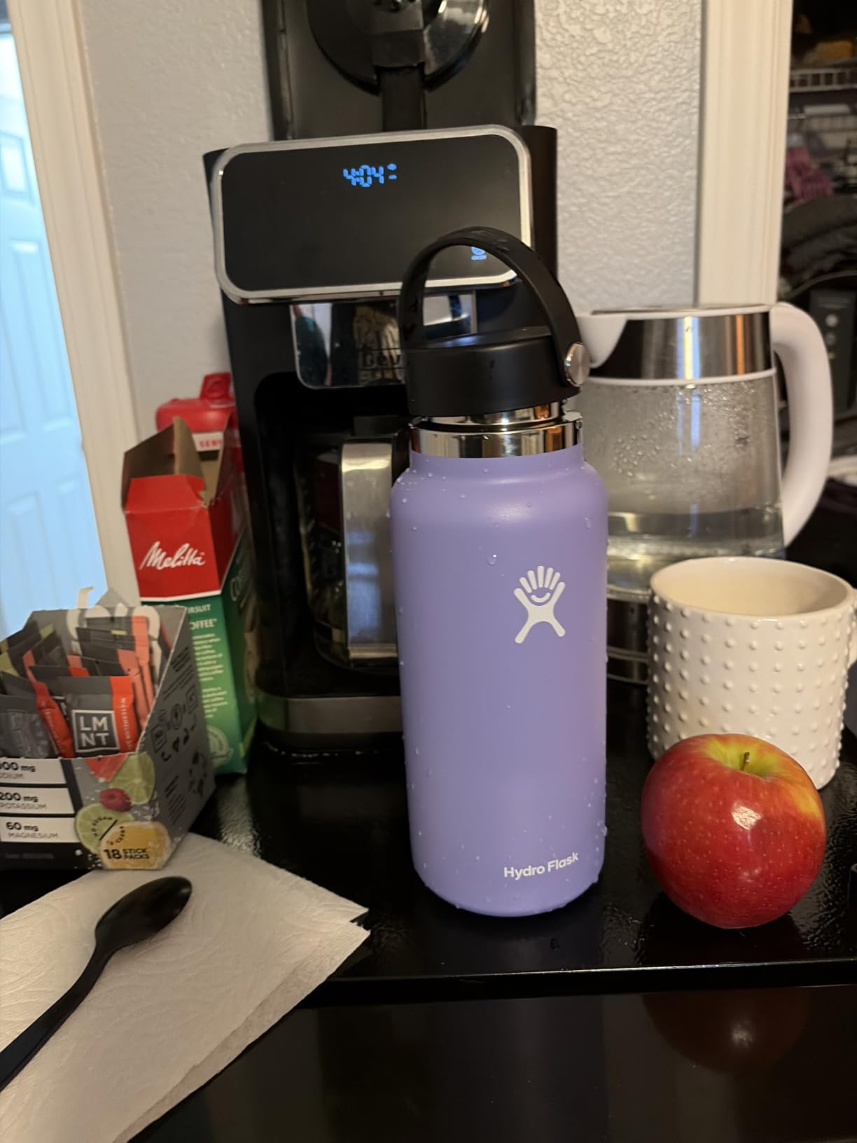 Hydro Flask Water Bottle - Insulated Stainless Steel - Wide Mouth Flex Lid, Non Spill, Leakproof and Refillable in 40 Oz customer photo 1