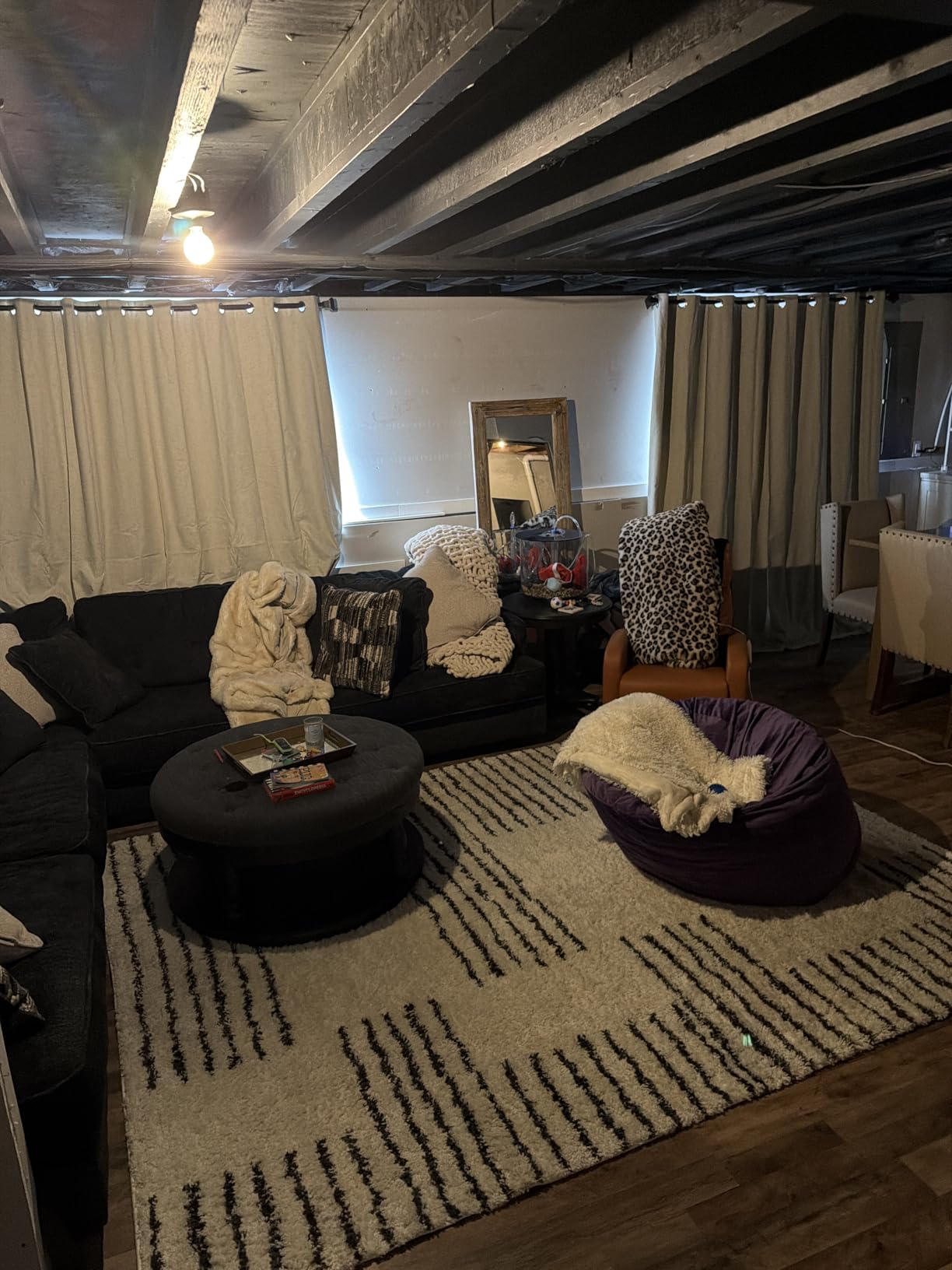 JONATHAN Y Petra Abstract Stripe Shag White/Gray Indoor Area Rug, 4x6, Geometric, Bohemian, Contemporary, Easy-Cleaning for Living Room, Bedroom, Kitchen, Pet Friendly, Non-Shedding (MOH407A-4) customer photo 2