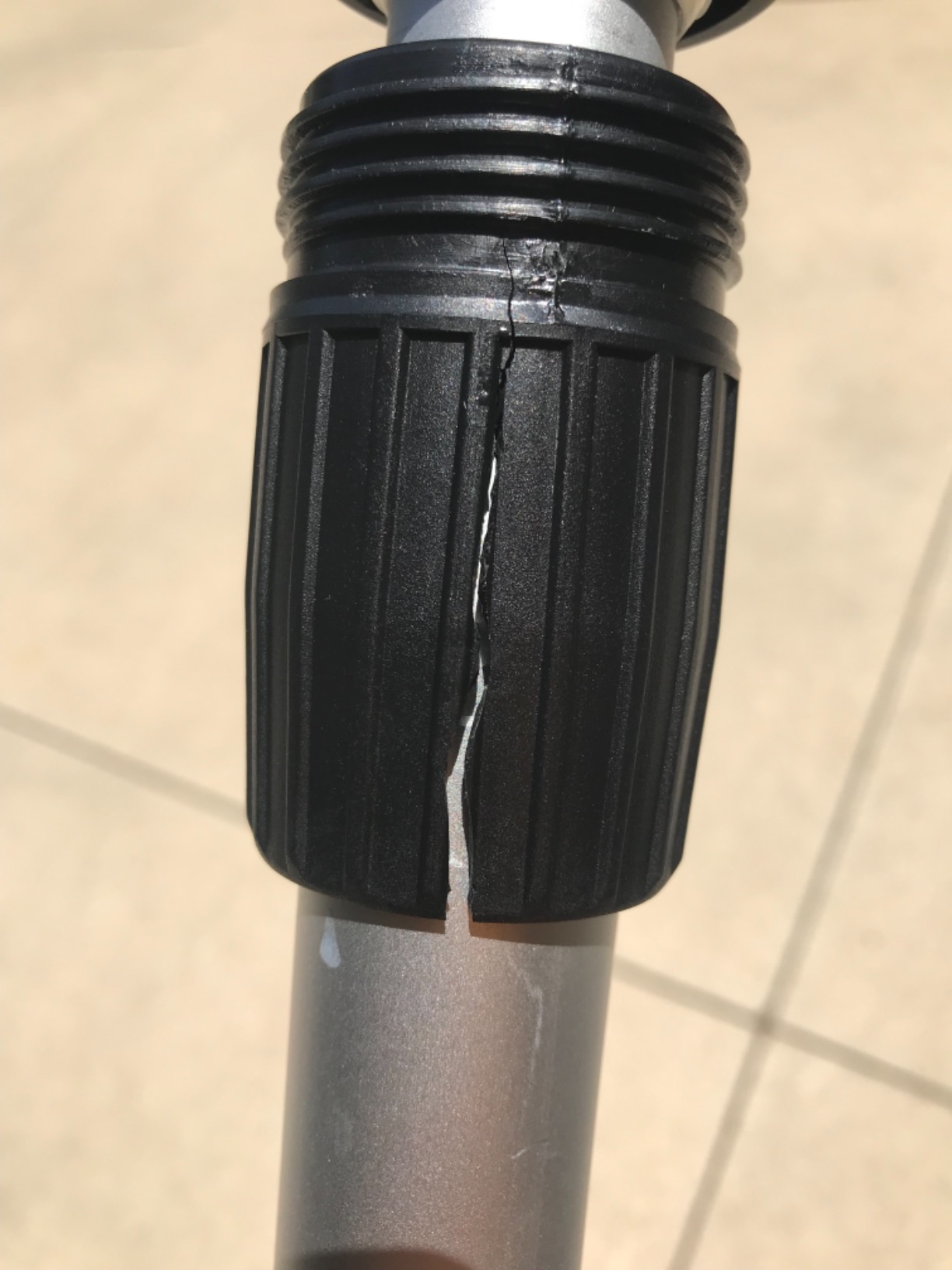 Guttermaster Pro Telescopic Water Fed Pole, Gutter Cleaning Tool with Curved End - Easy Gutter Cleaning from the Ground customer photo 2
