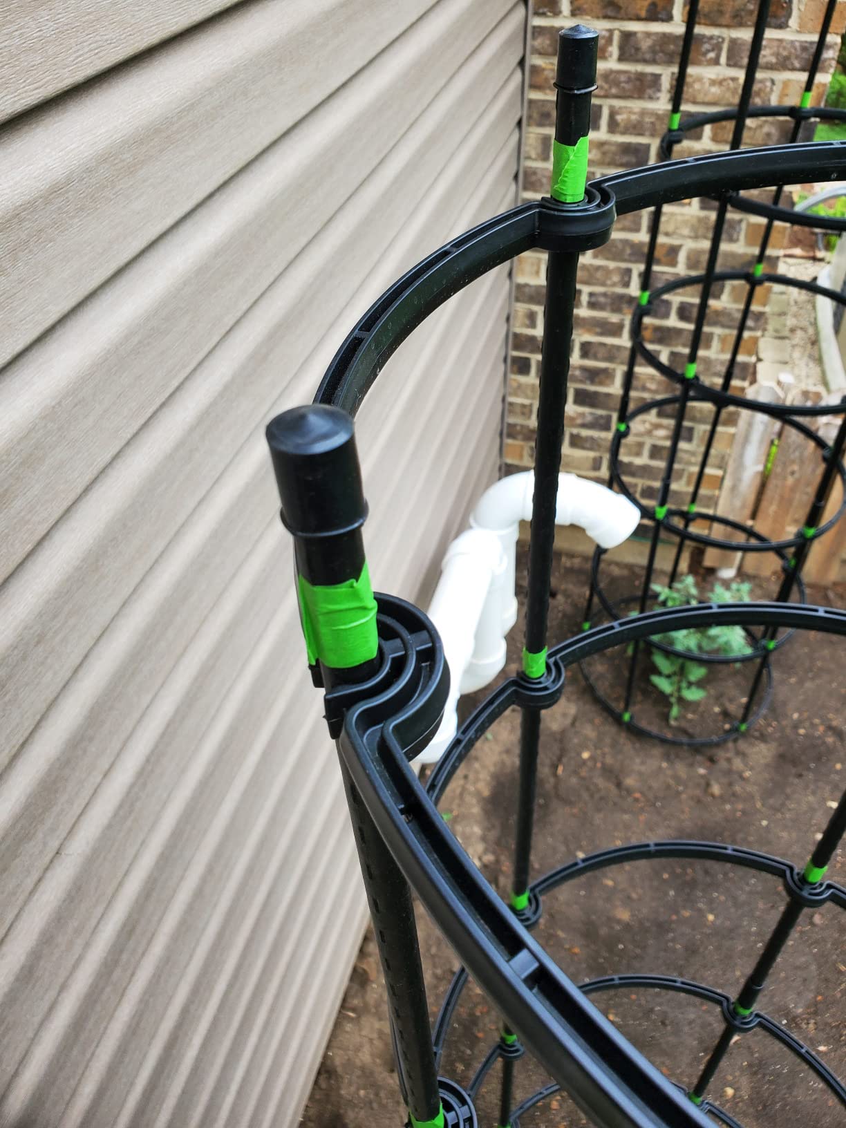 Gardener's Supply Company Titan Extra Tall Tomato Cages I Set of 3 - Sturdy Steel Core Plant Support Trellis for Vegetables & Climbing Plants | 19-1/2