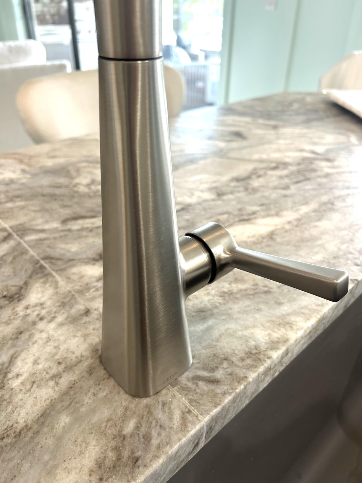Delta Lenta Brushed Nickel Kitchen Faucet with Pull Down Sprayer, Modern Single Hole Kitchen Sink Faucet, Single Handle, SpotShield Stainless 19802Z-SP-DST customer photo 2