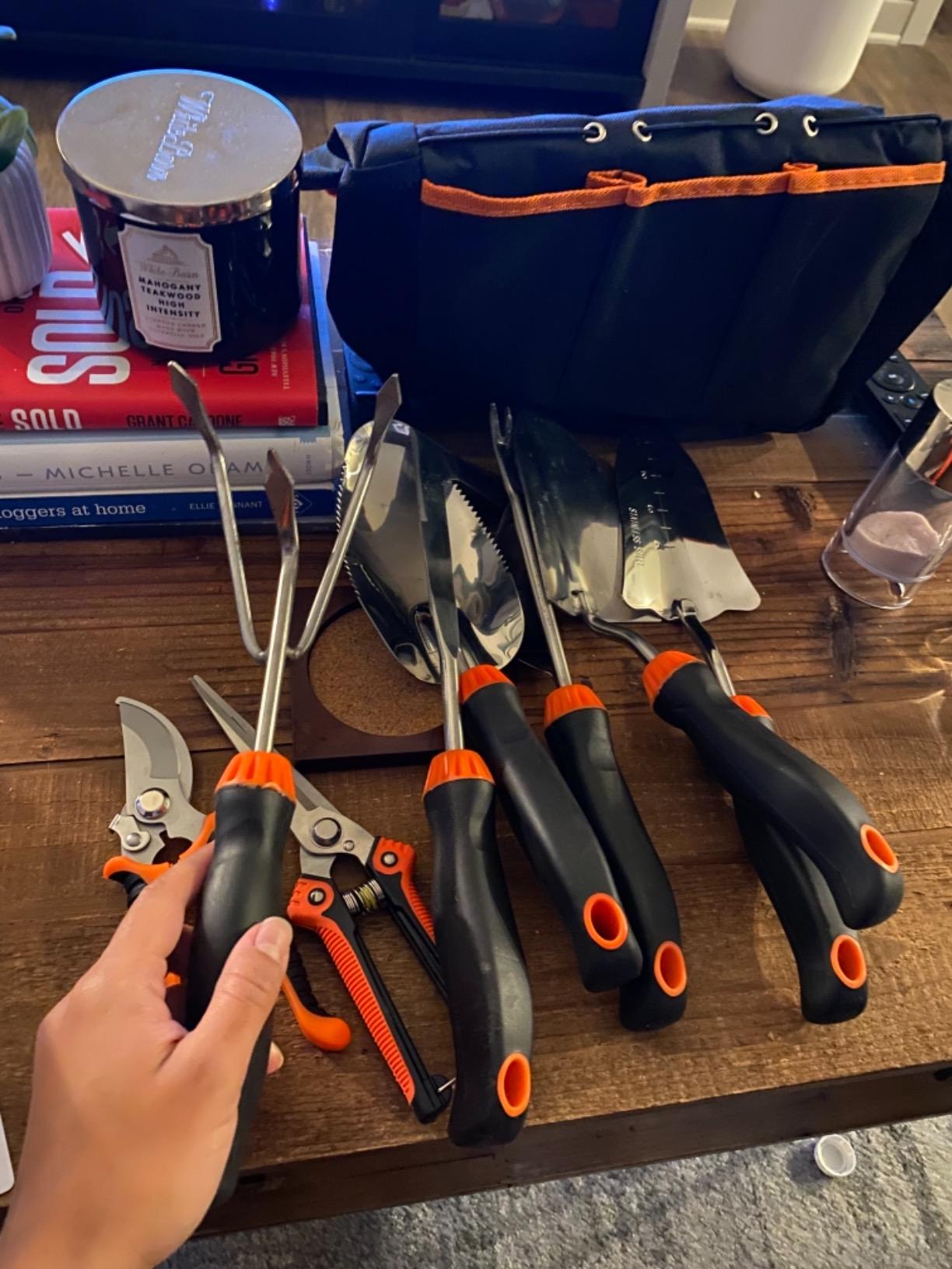 9 Piece Garden Tool Set | Heavy Duty Stainless Steel, Ergonomic Non-Slip Rubber Handles, Pruning Shears, Trowel, 600D Storage Tote Bag customer photo 1