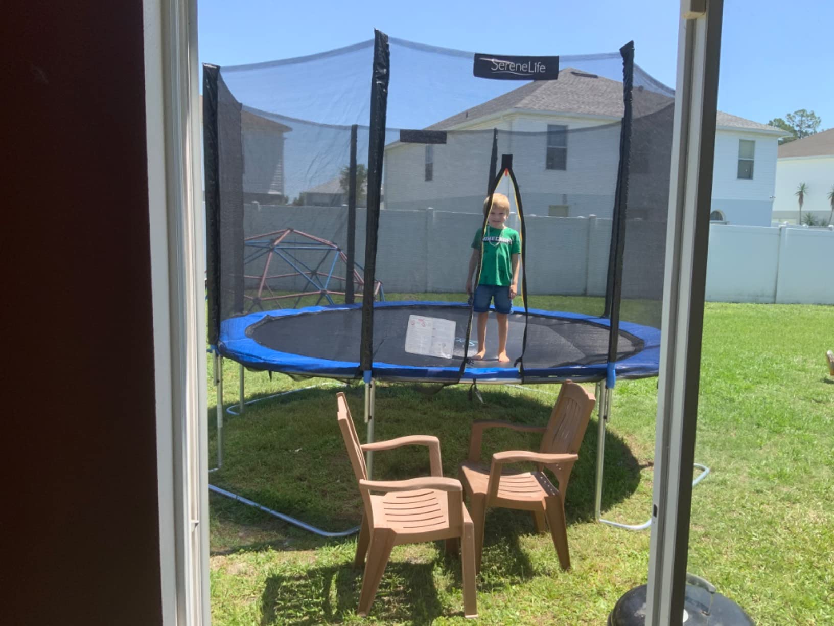 SereneLife Trampoline Outdoor 10FT 12FT 14FT with Enclosure Net, Ladder and Anti-Rust Coating - ASTM Approved Recreational Trampolines - Heavy Duty Yard Trampolines for Kids and Adults customer photo 2