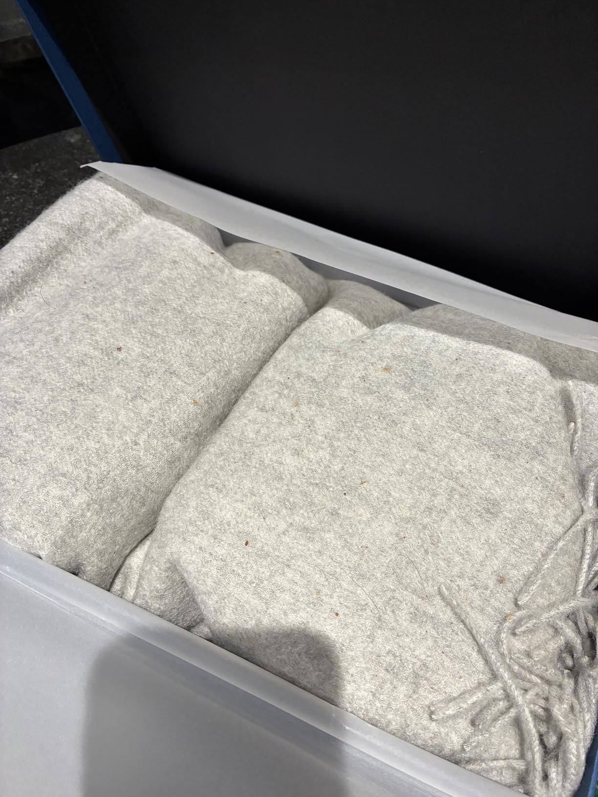 EP Mode 100% Pure Cashmere Throw Blanket for Sofa, Classic Design with Gift Box (Lt. Heather Grey) customer photo 2