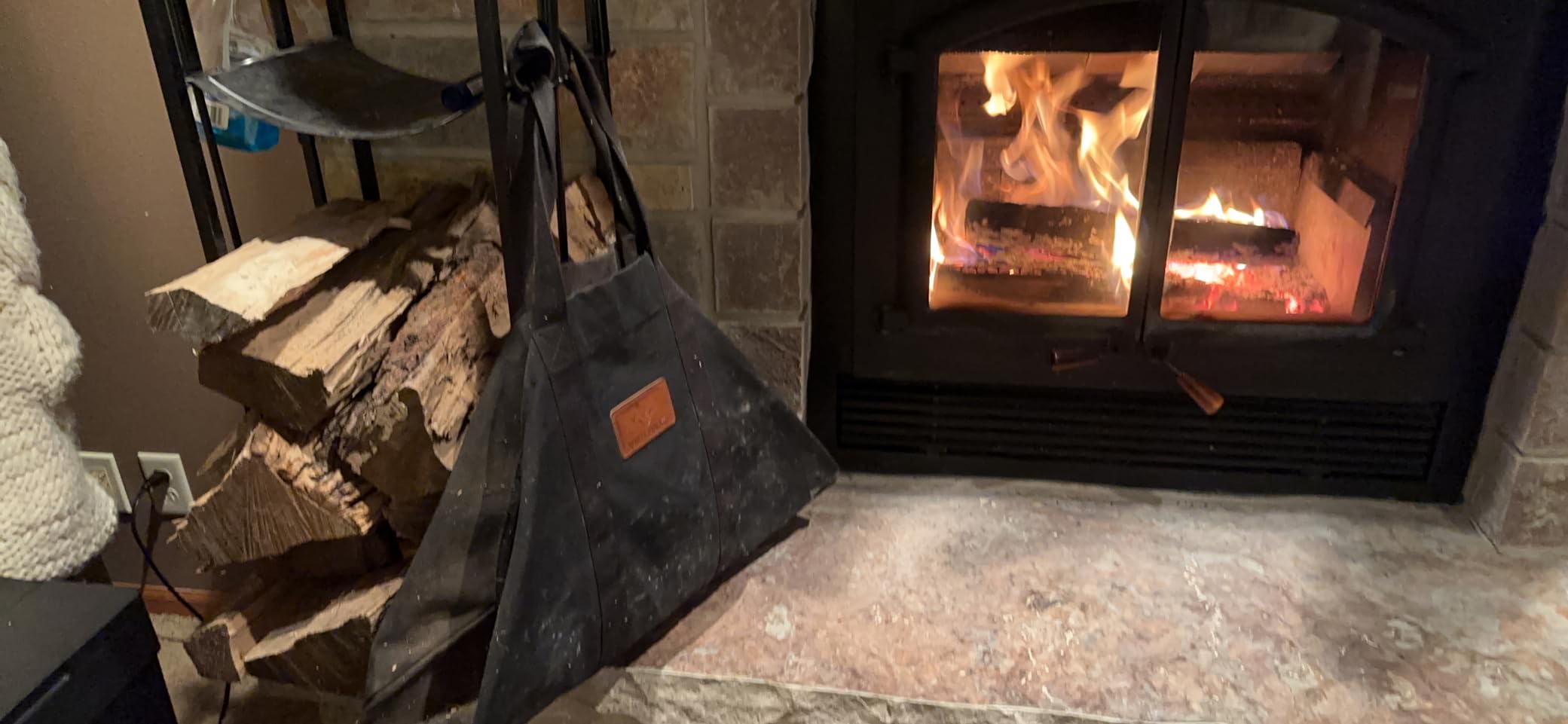 WHITEDUCK TUFF Large Firewood Carrier 21 Oz. Heavy Duty Waxed Canvas Log Carrier Holder for Fireplace, Carrying Wood Indoor & Outdoor (Black, Boat Shape (26