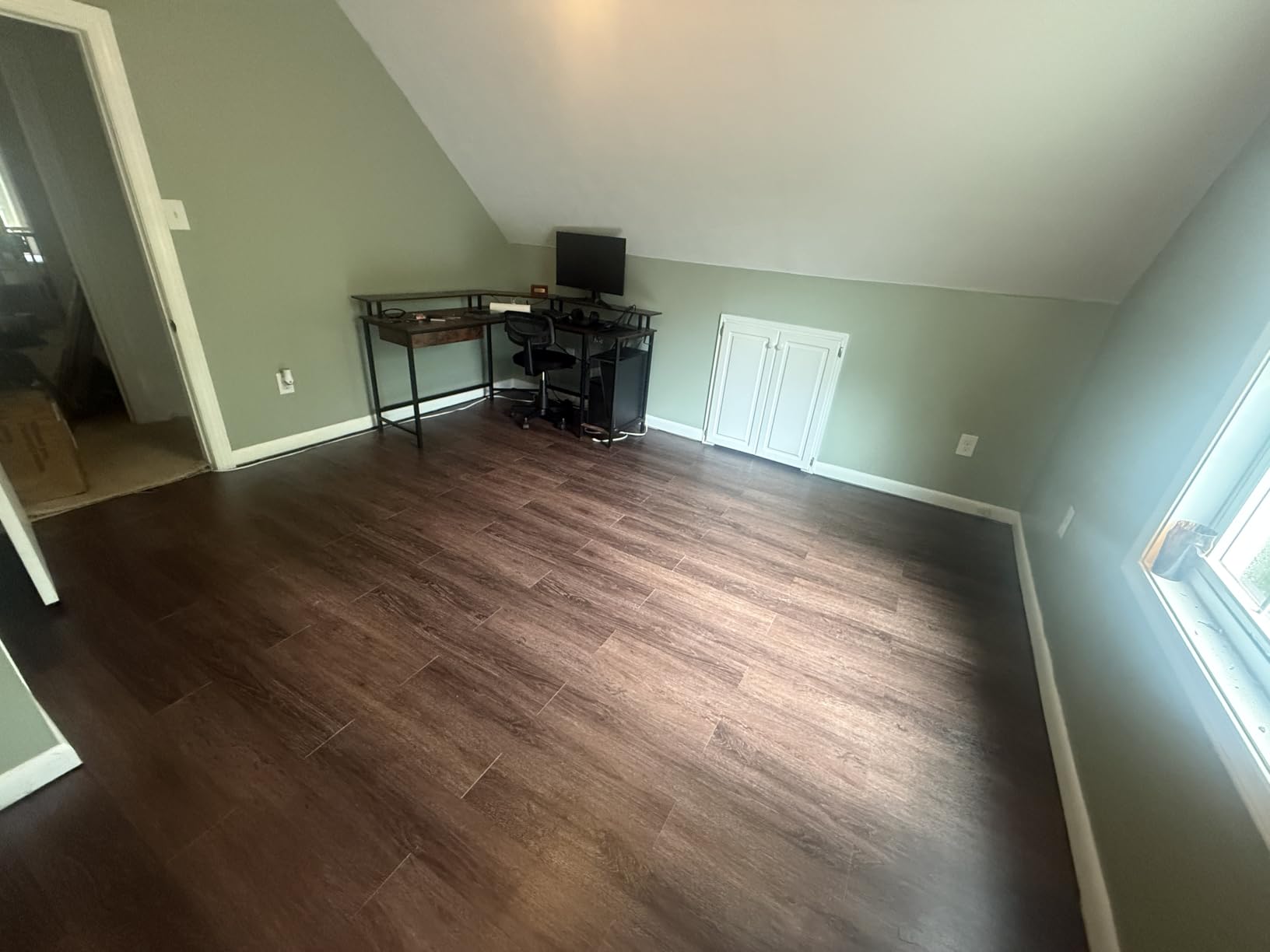 Art3d 36-Pack Wood Texture Peel and Stick Vinyl Flooring Tiles, Light Grey | 18 & 54 sq.ft Options, Rigid Surface Hard Core, Waterproof, Self-Adhesive, Impact Resistant, Fit Indoor Household Spaces customer photo 2