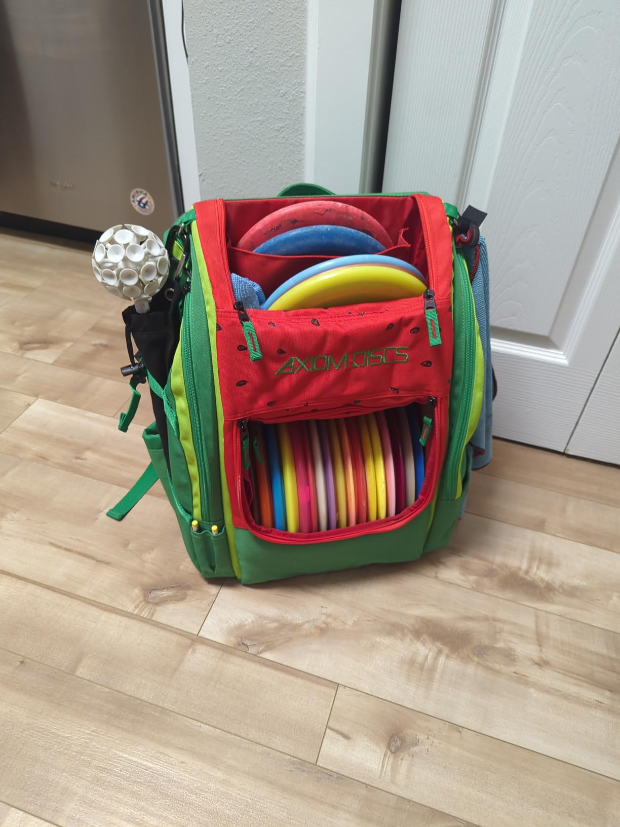 Axiom Discs Voyager Lite Backpack Disc Golf Bag (Choose Your Favorite Color) customer photo 1