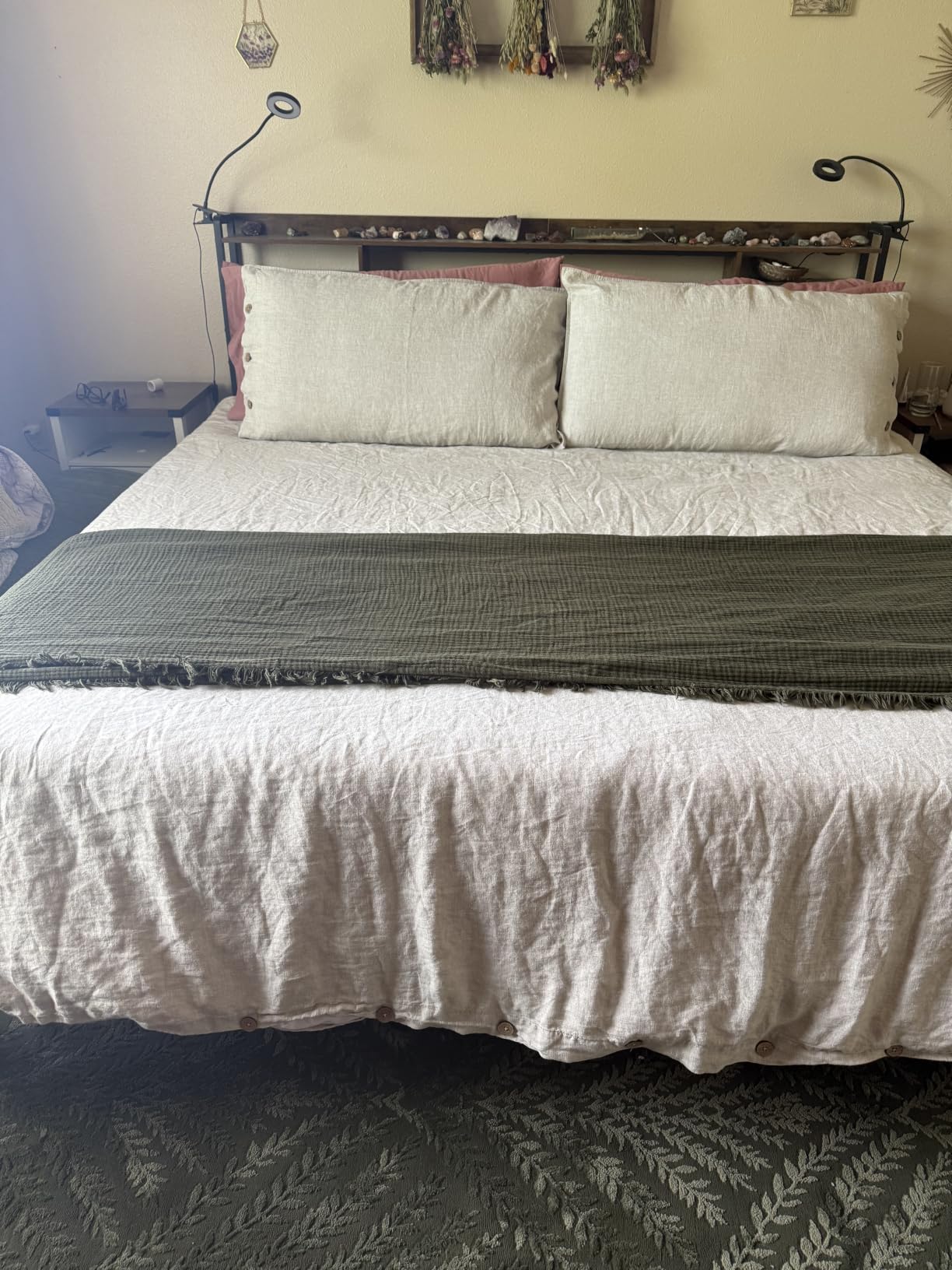 EVERLY 100% Pure Linen Duvet Cover Set King Size 104x90 Inch 3 Pieces (1 Duvet Cover, 2 Pillowcases) Soft and Breathable for All Season with Coconut Button Closure customer photo 1