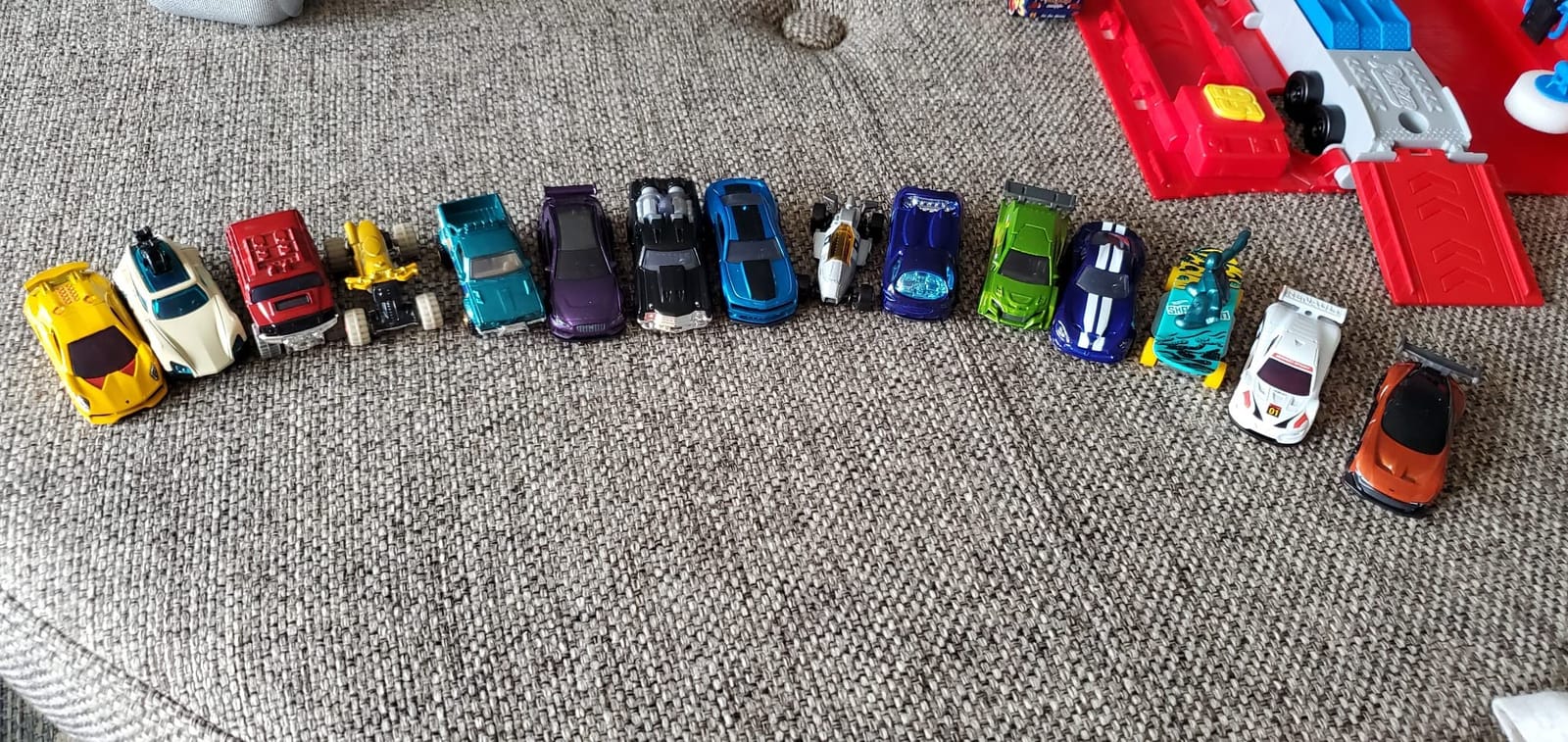 Hot Wheels Toy Cars or Trucks 5-Pack Bundle, 3-Themed Sets of 5 1:64 Scale Die-Cast Vehicles for Kids & Collectors, 15 Total (Styles May Vary) customer photo 1