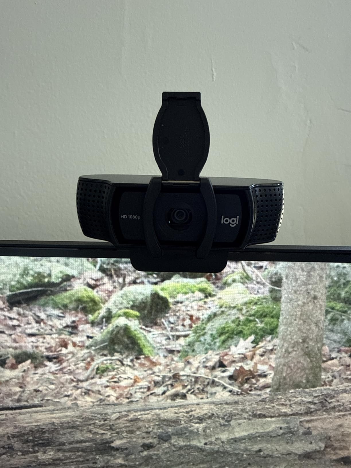 Logitech C920e HD 1080p Mic Enabled Webcam Certified Zoom Microsoft Teams customer photo 1