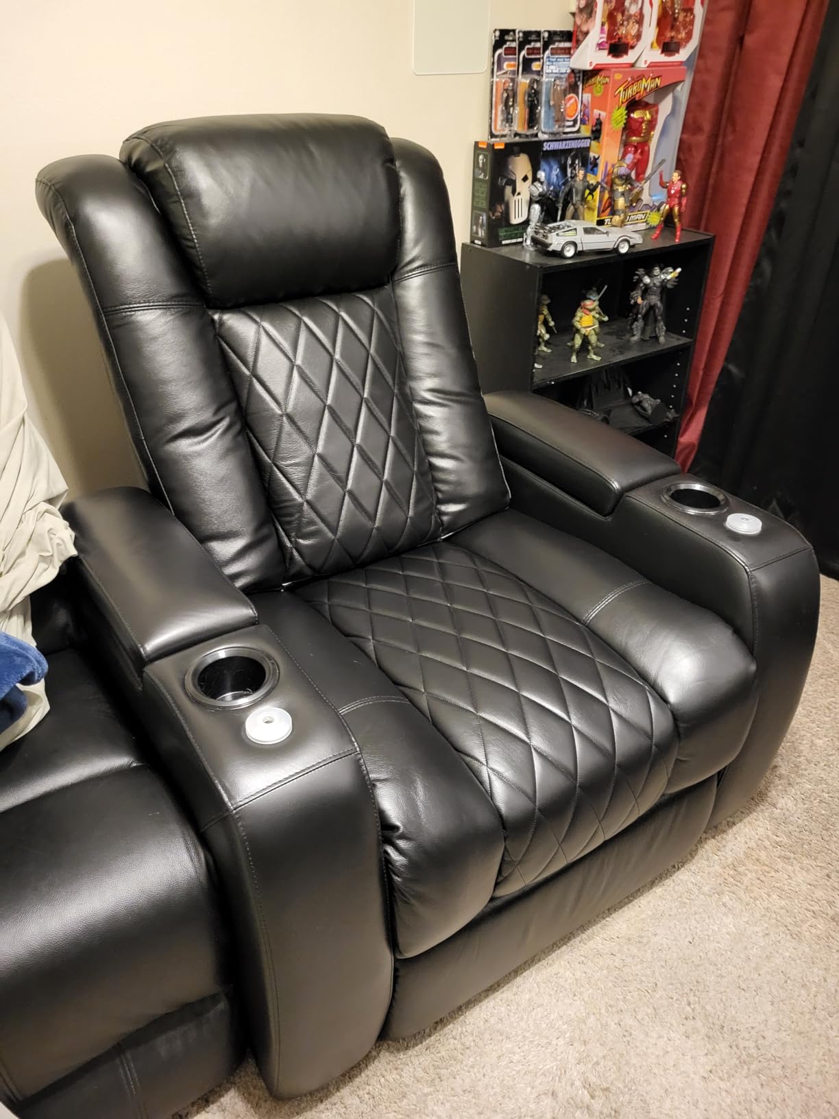Valencia Tuscany XL Big & Tall Theater Seating - 400lb Capacity, Extra 26