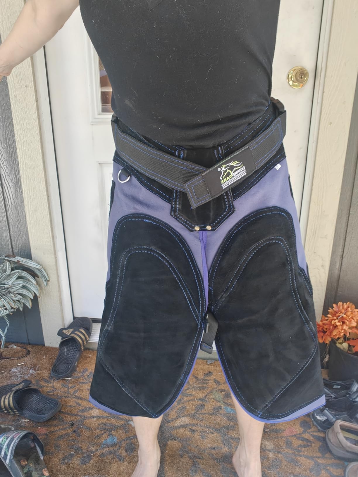 Blue Farrier Apron Chaps, Leather & Canvas, Back Support, 25in | 4 knife pockets, 2 nail magnets, neoprene lumbar back support, split-leg design, adjustable waist 28-52in, four lengths customer photo 1