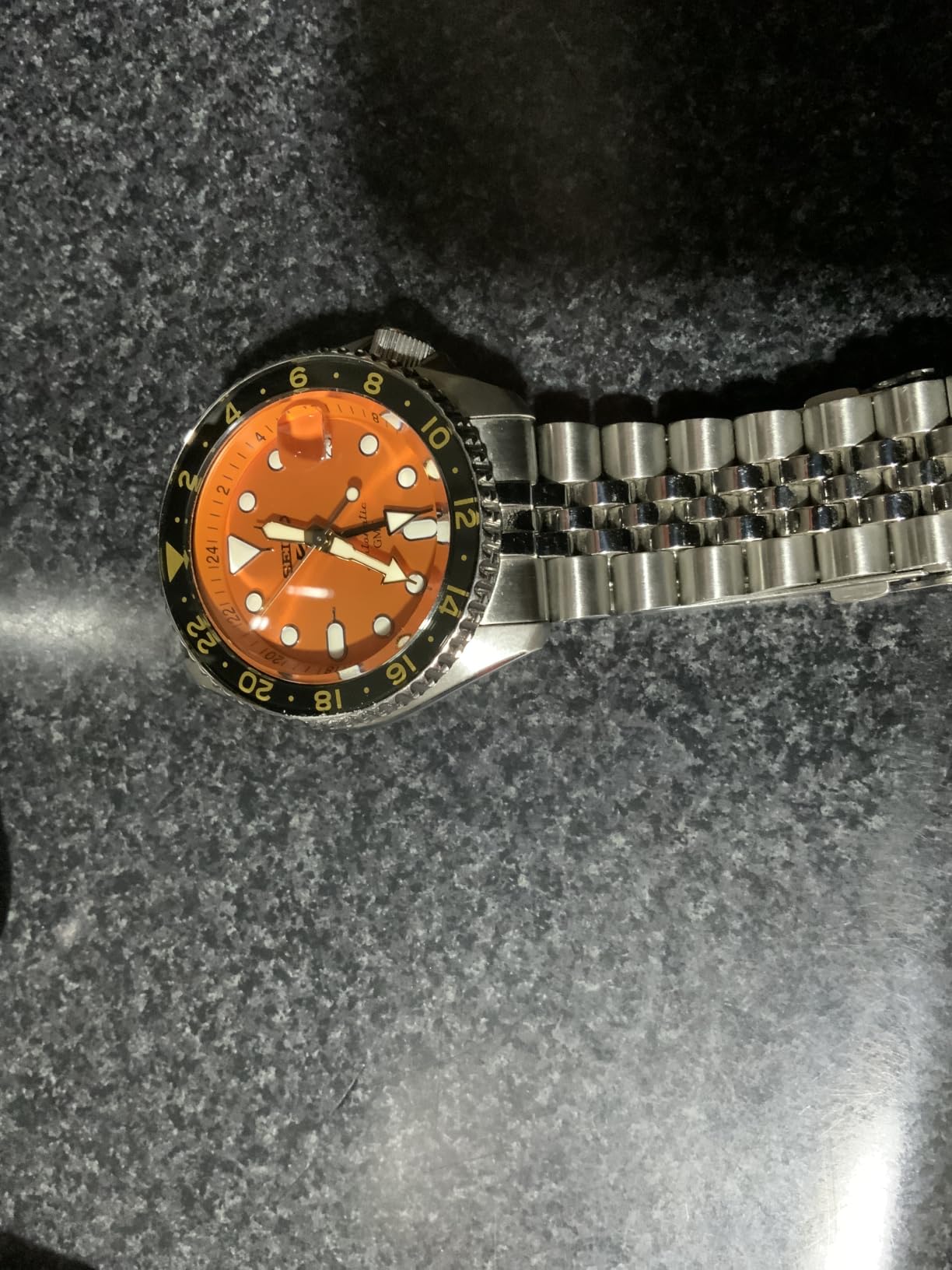 Seiko SSK005 Automatic Watch for Men - 5 Sports - Orange Dial with Date Calendar and Luminous Hands & Markers and Gray GMT Bezel, 100m Water-Resistant customer photo 1