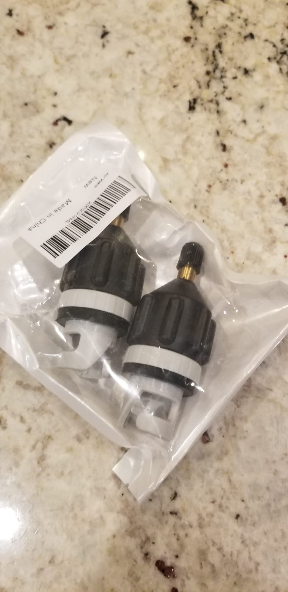 2Pcs Inflatable Boat SUP Pump Adapter, Premium Conventional Air Adapter, Sturdy SUP Air Adapter, Quickly Inflation and Strong Sealing Pump Adapter, for Inflatable Boat, Paddleboard and Kayak customer photo 2