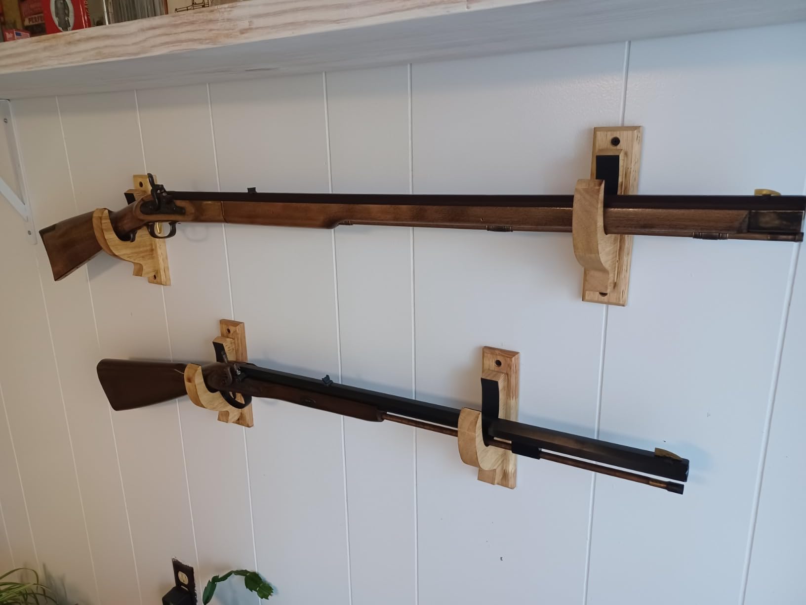 DGWJSU Gun Rack for Wall, Real Wood Shotgun & Rifle Wall Mount | Gun Rack Wall Mount, Holder Display for Sword Bow Firearm, Vintage Gun Holder Hangers customer photo 2