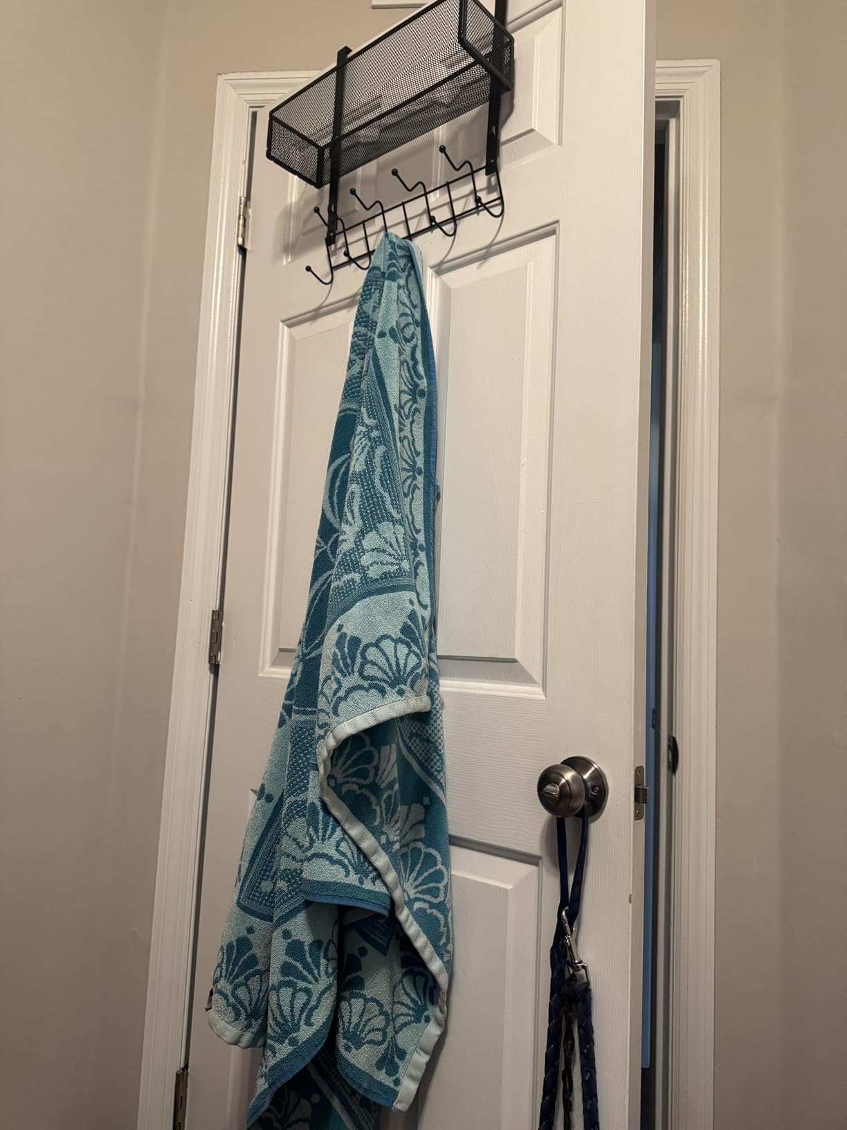 Consumest Over The Door Hooks Organizer - 3 Tier Door Hanger with 9 Coat Hooks & 2 Mesh Basket, Back Storage Organizer Hanging Towels for Bathroom, Bedroom, Black customer photo 2