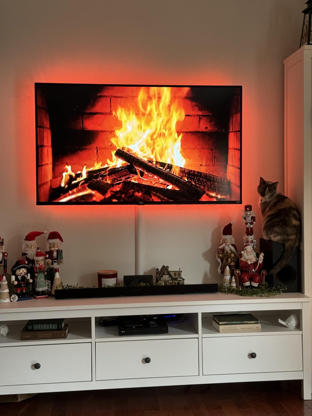 Govee TV LED Backlight, RGBIC Smart LED Strip Lights for 55-65 inch TVs | 99+ Scene Modes, Music Sync, Bluetooth and Wi-Fi APP Control, Works with Alexa & Google Assistant, Adapter, 12.5ft/114 LEDs customer photo 1