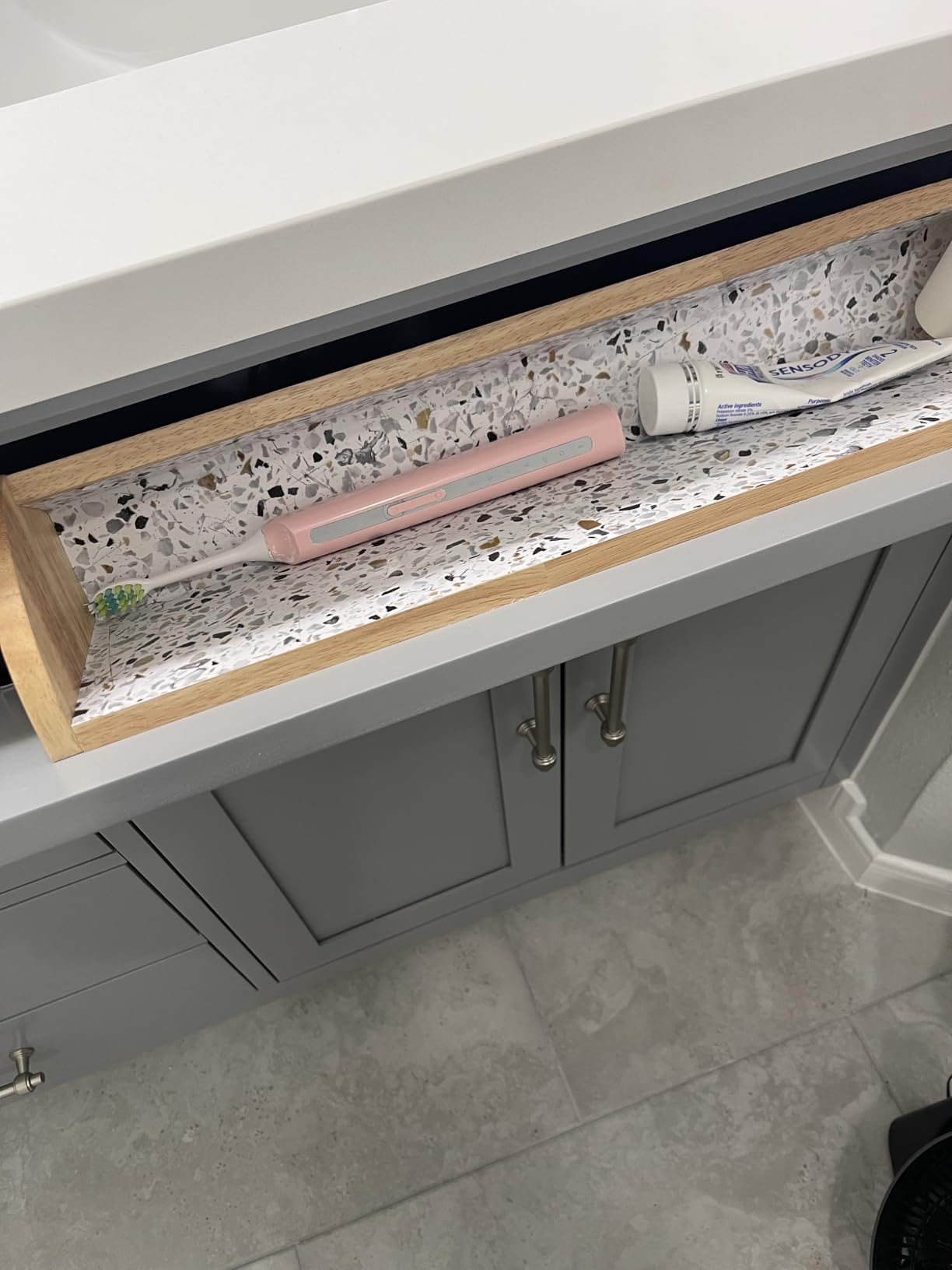 ARIEL Hepburn 72-inch Bathroom Vanity with Sink, Solid Wood, 1.5-inch Pure White Quartz Countertop & Backsplash, Double Rectangular Porcelain Sink, 4 Soft Closing Doors, 6 Dovetail Drawers, White customer photo 1