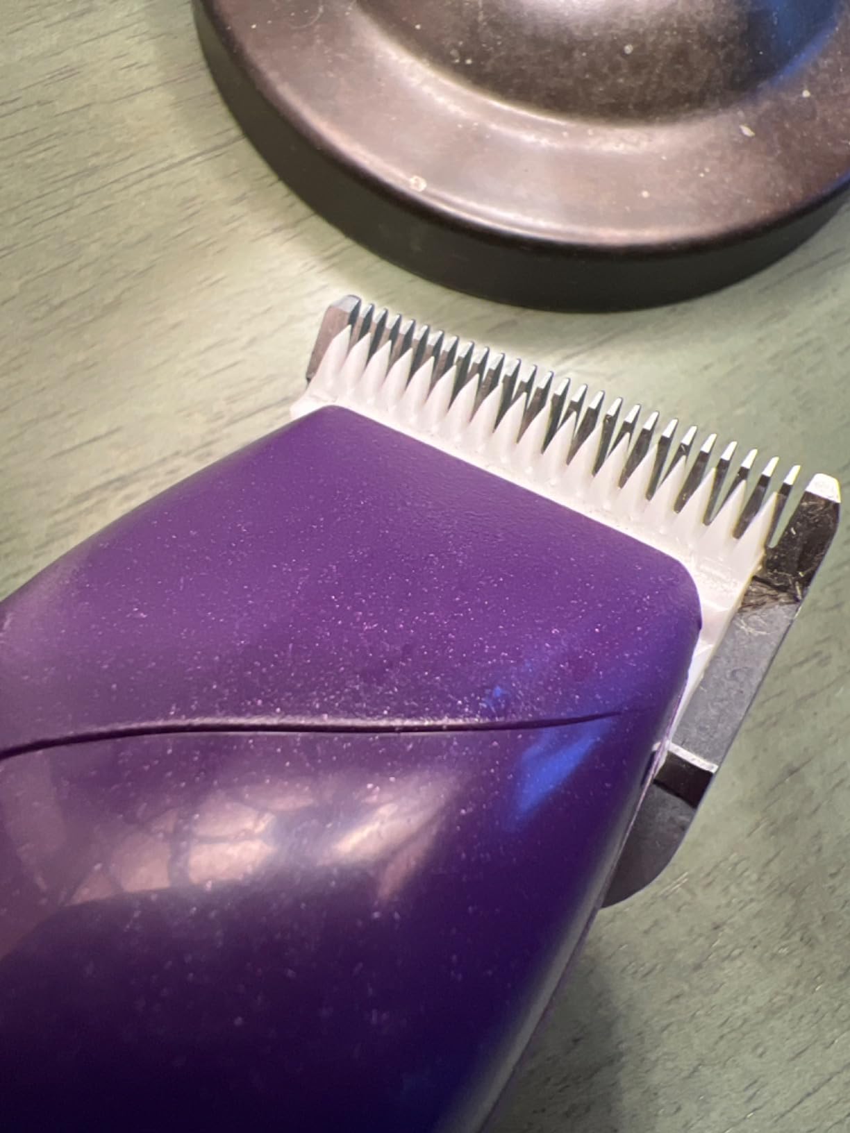 Andis 24820 EasyClip Professional-Animal 7-Piece Detachable Ceramic Blade Clipper Kit, Frustration Free Packaging, Purple customer photo 2