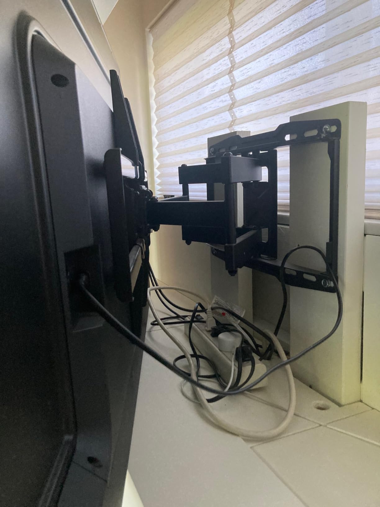 USX STAR Full Motion TV Wall Mount Bracket for 65 70 75 85 86 90 inch TVs | UL Listed for 37-90