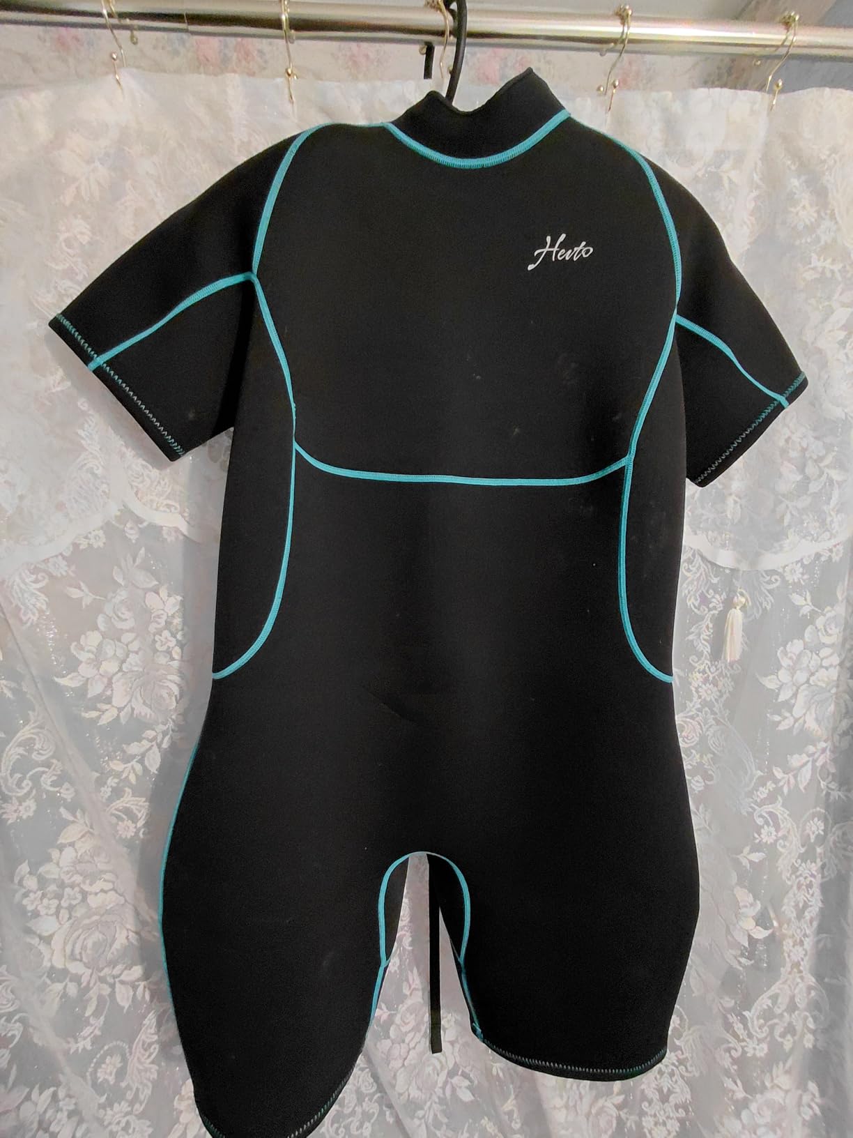 Wetsuit Hanger Drying - Foldable Vented Quick Dry Suit Hanger | 360 Rotating Hook, Curved Shoulder Support, Fits All Suit Sizes, Ideal for Wetsuits, Drysuits, Rash Guards & Board Shorts customer photo 1