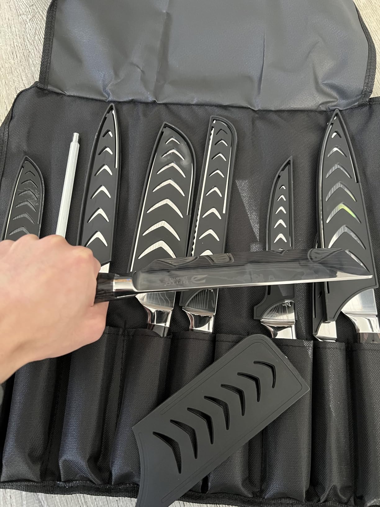 Chef Knife Sets with Roll Bag, 9 Pieces Professional Knife Set | High Carbon Stainless Steel Kitchen Knife Set with Sharpener, Red Pakkawood Handle, Kitchen & Home Cooking, Dishwasher Safe customer photo 2